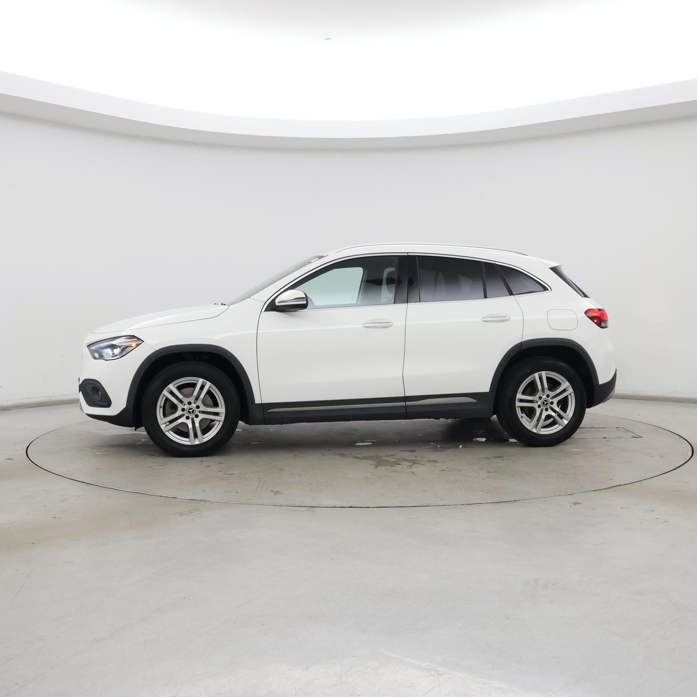 Thumbnail: 2021 Mercedes-Benz GLA - 3