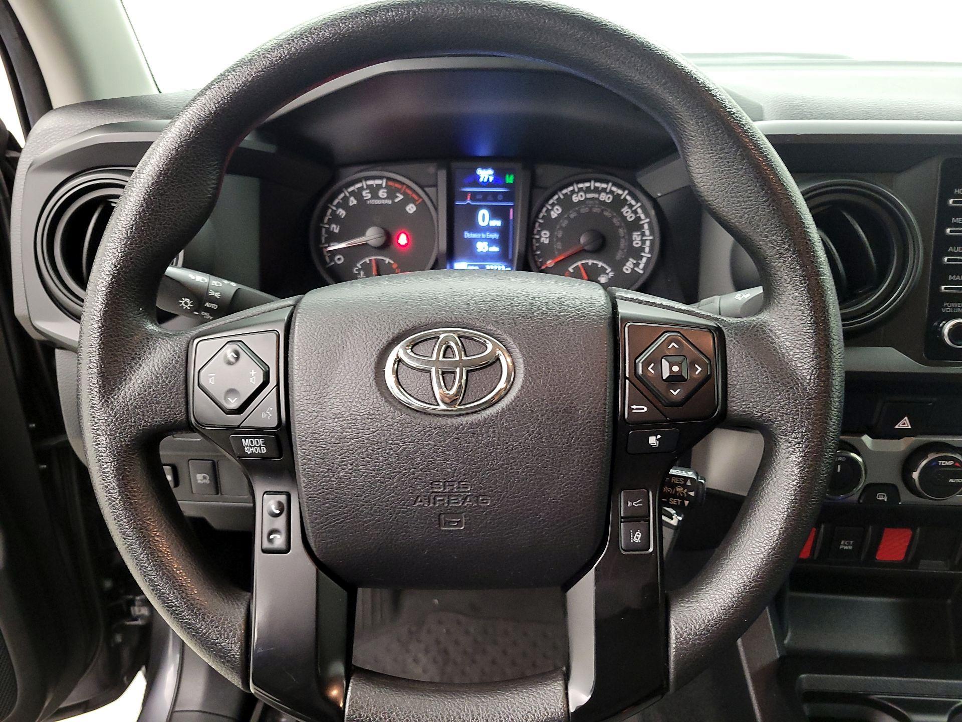 Thumbnail: 2022 Toyota Tacoma - 10