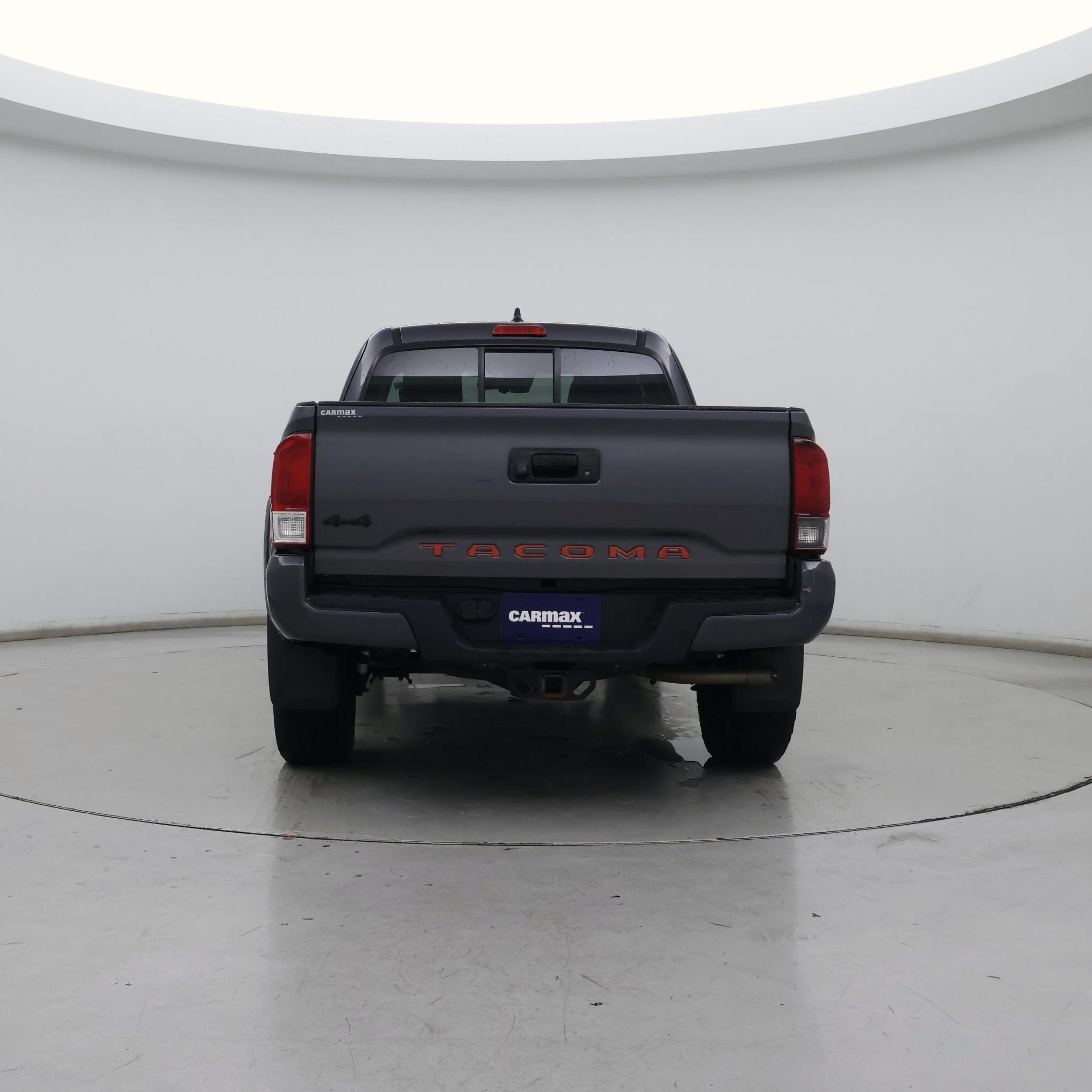 Thumbnail: 2022 Toyota Tacoma - 6