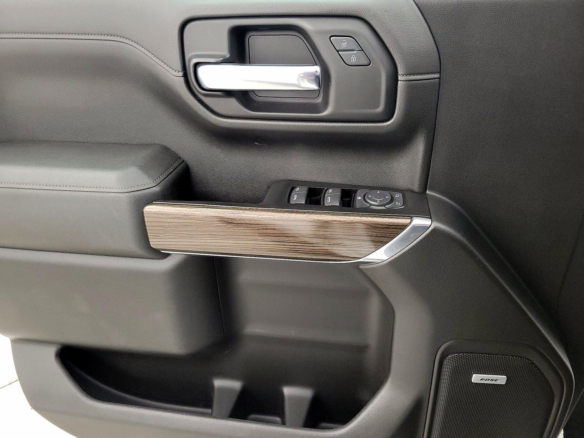 Thumbnail: 2019 Chevrolet Silverado 1500 - 12