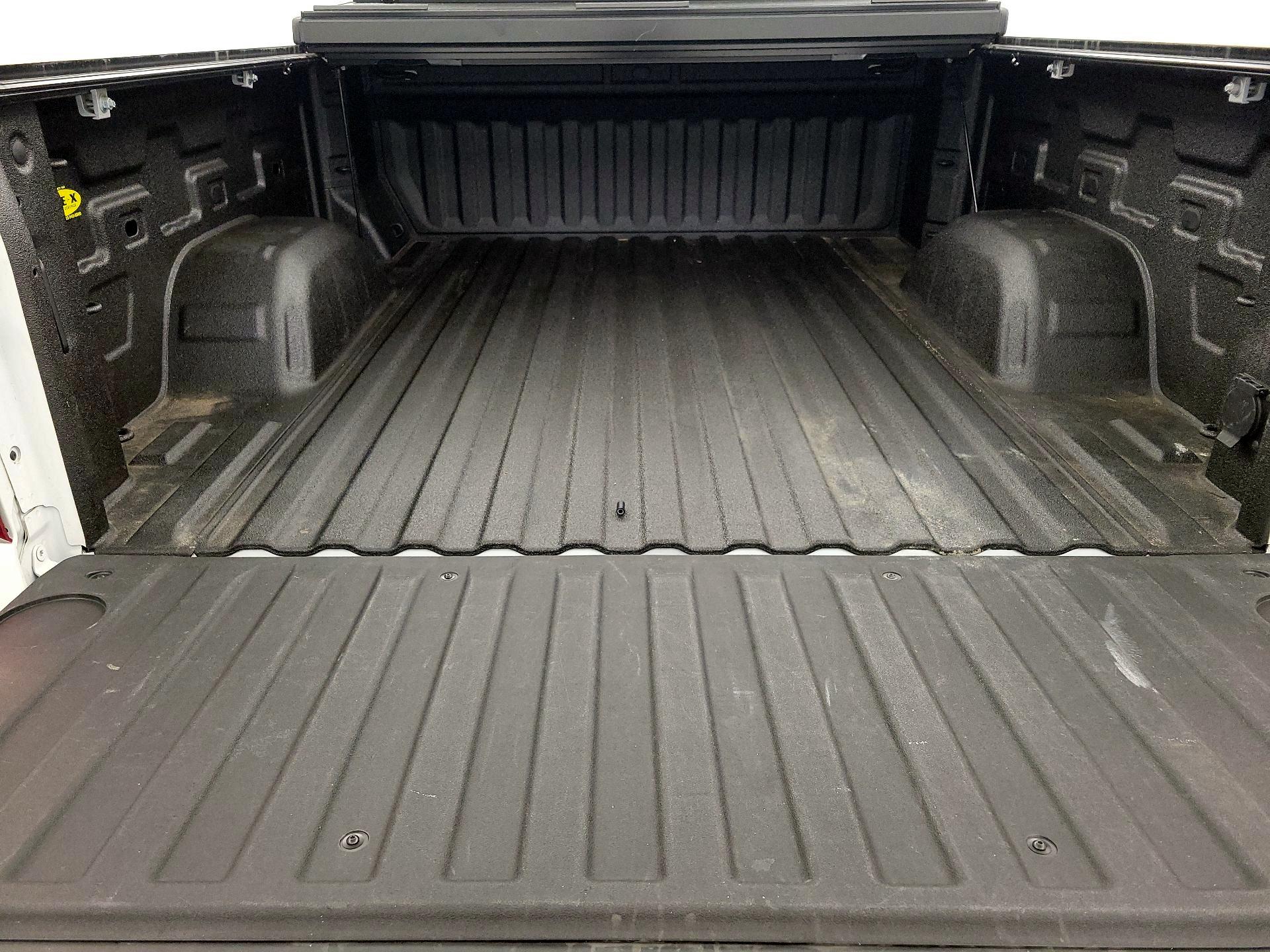 Thumbnail: 2019 Chevrolet Silverado 1500 - 20