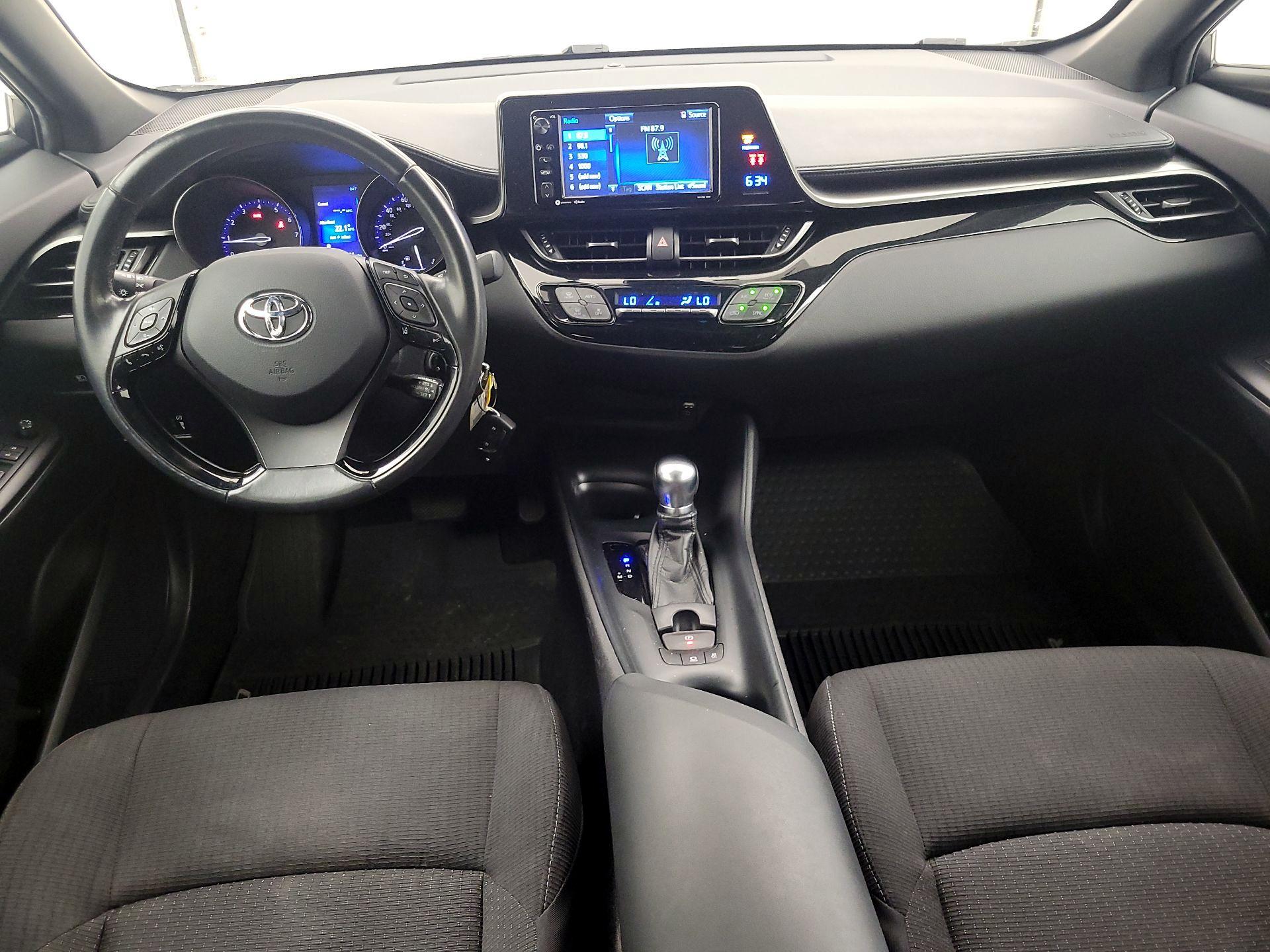 Thumbnail: 2018 Toyota C-HR - 9