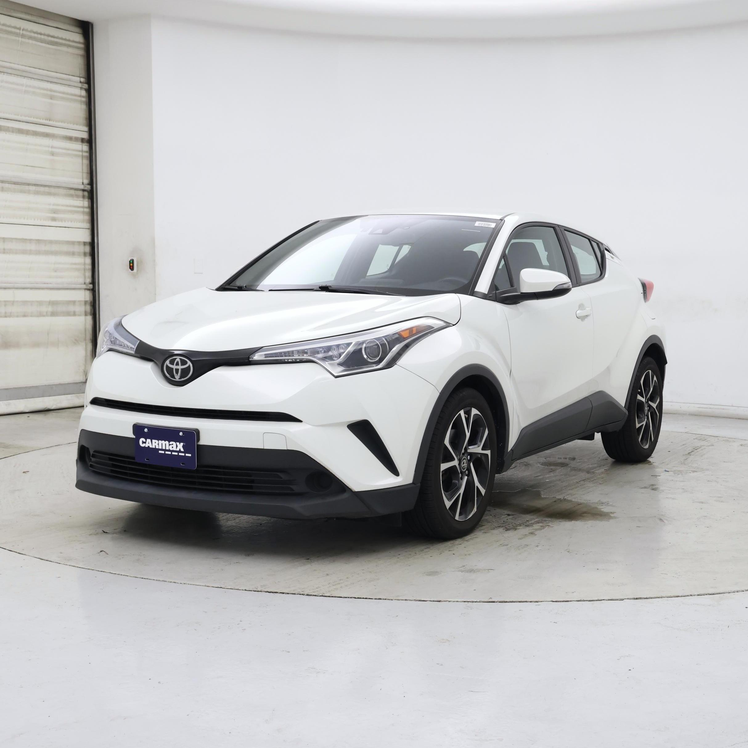 Thumbnail: 2018 Toyota C-HR - 4
