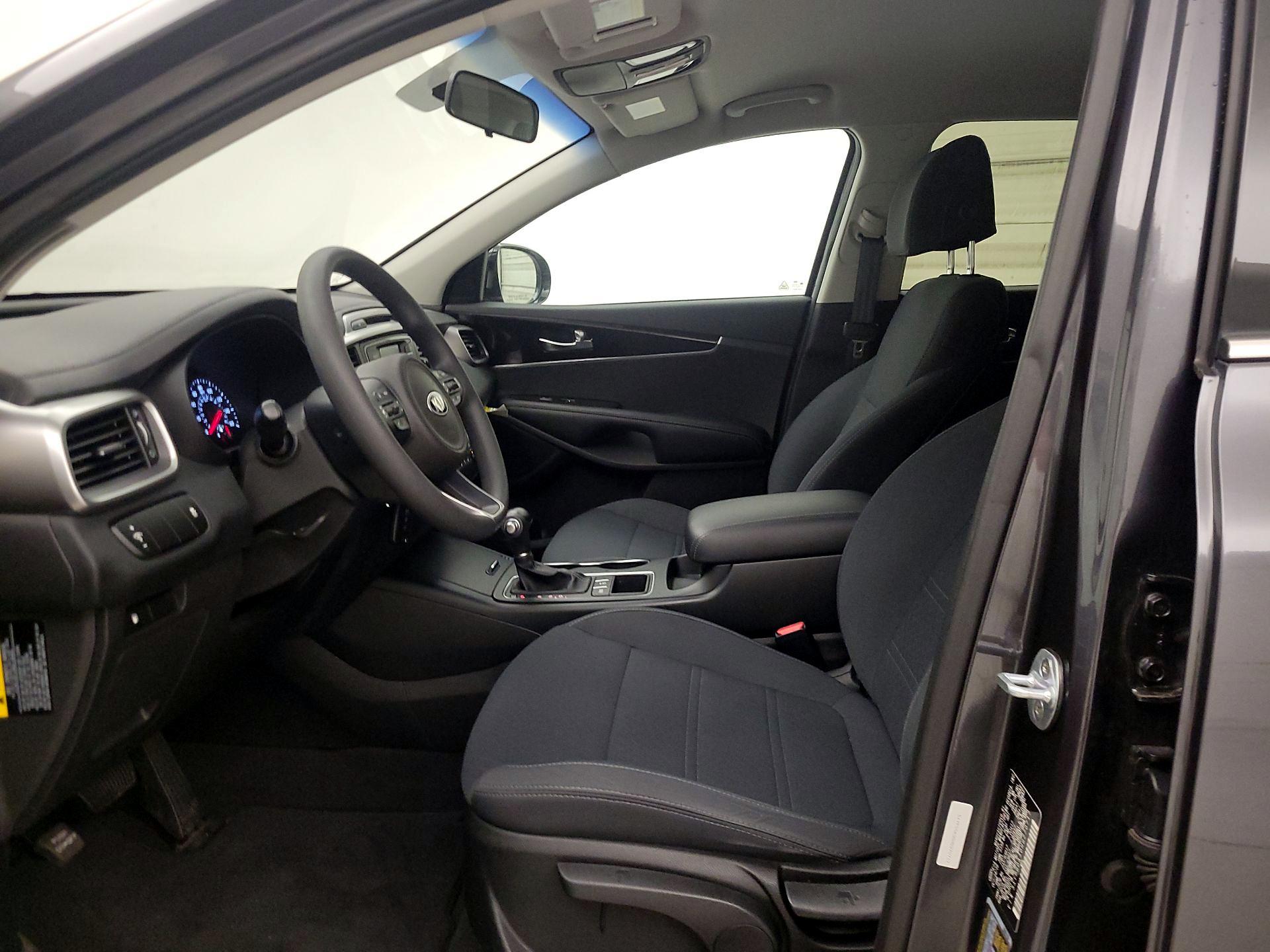 Thumbnail: 2017 Kia Sorento - 11