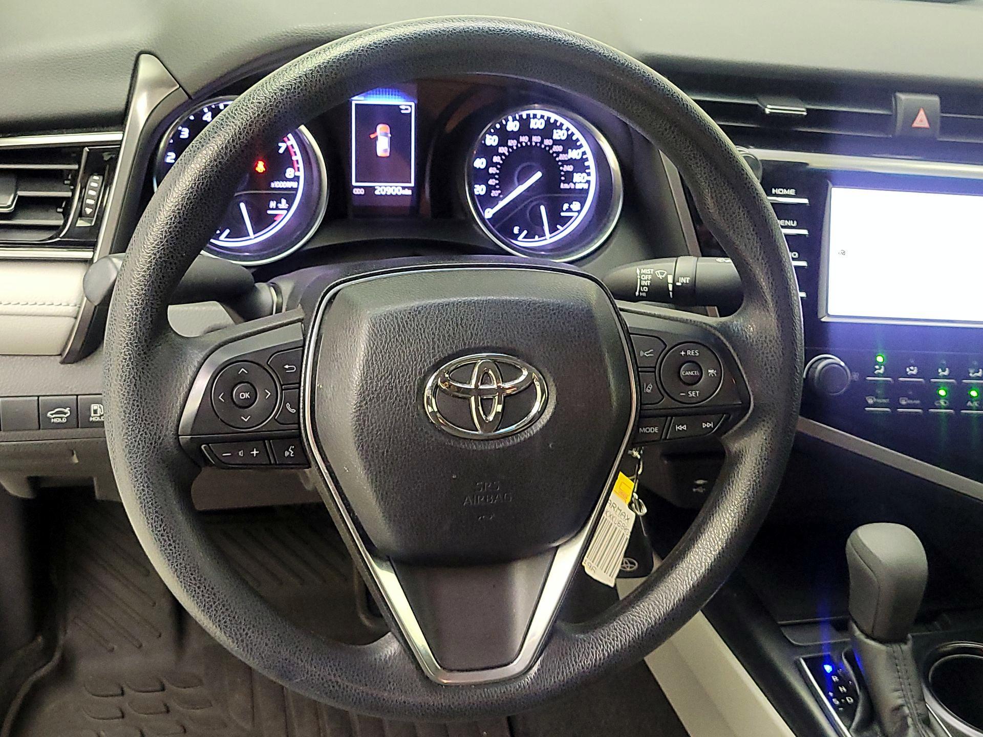 Thumbnail: 2019 Toyota Camry - 10