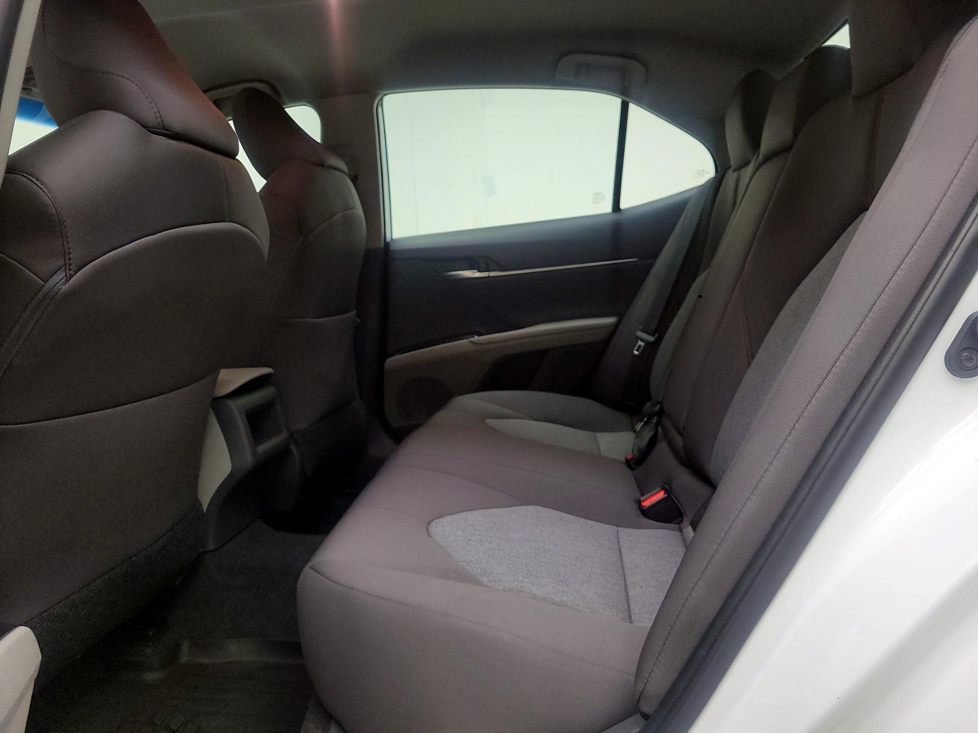 Thumbnail: 2019 Toyota Camry - 19