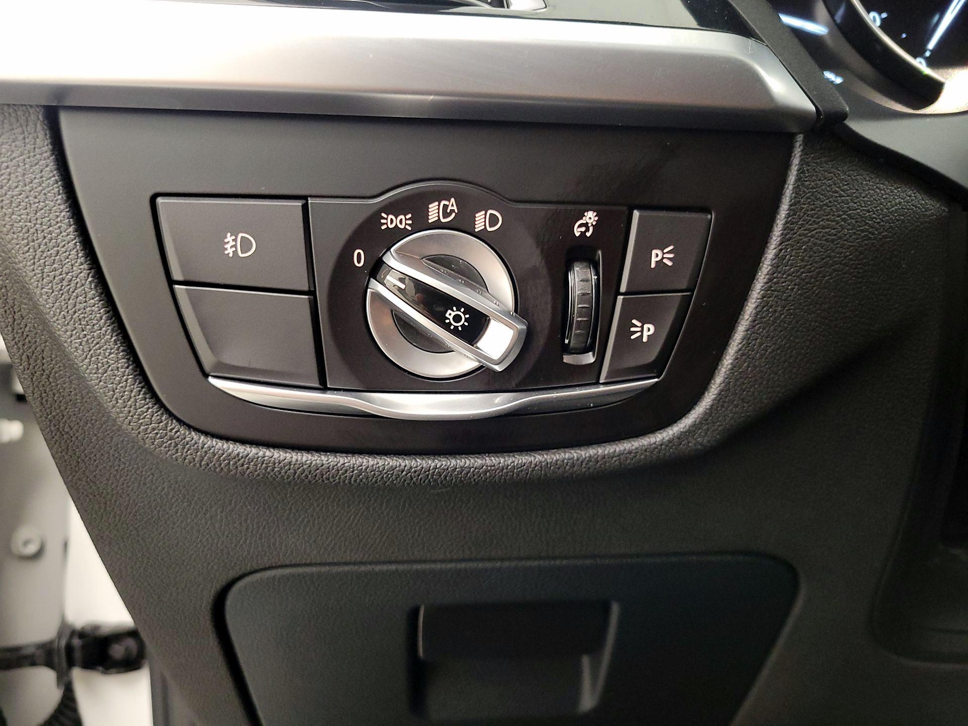 Thumbnail: 2021 BMW X3 - 13