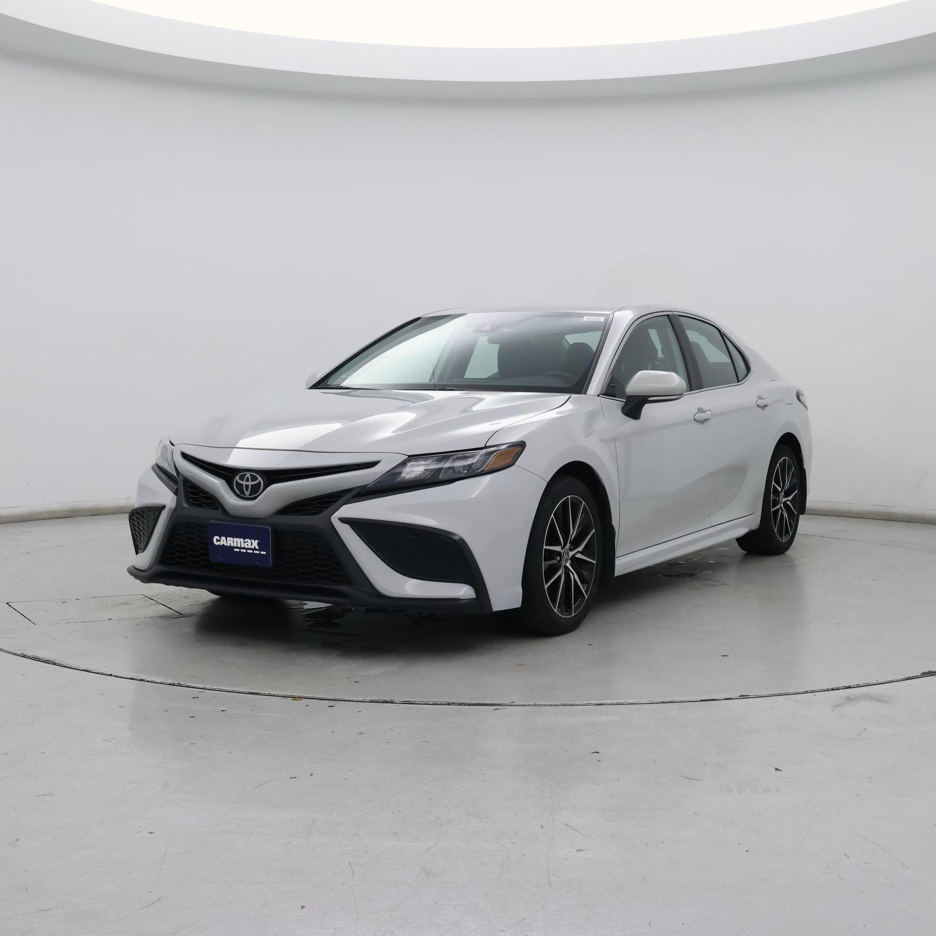Thumbnail: 2023 Toyota Camry - 4