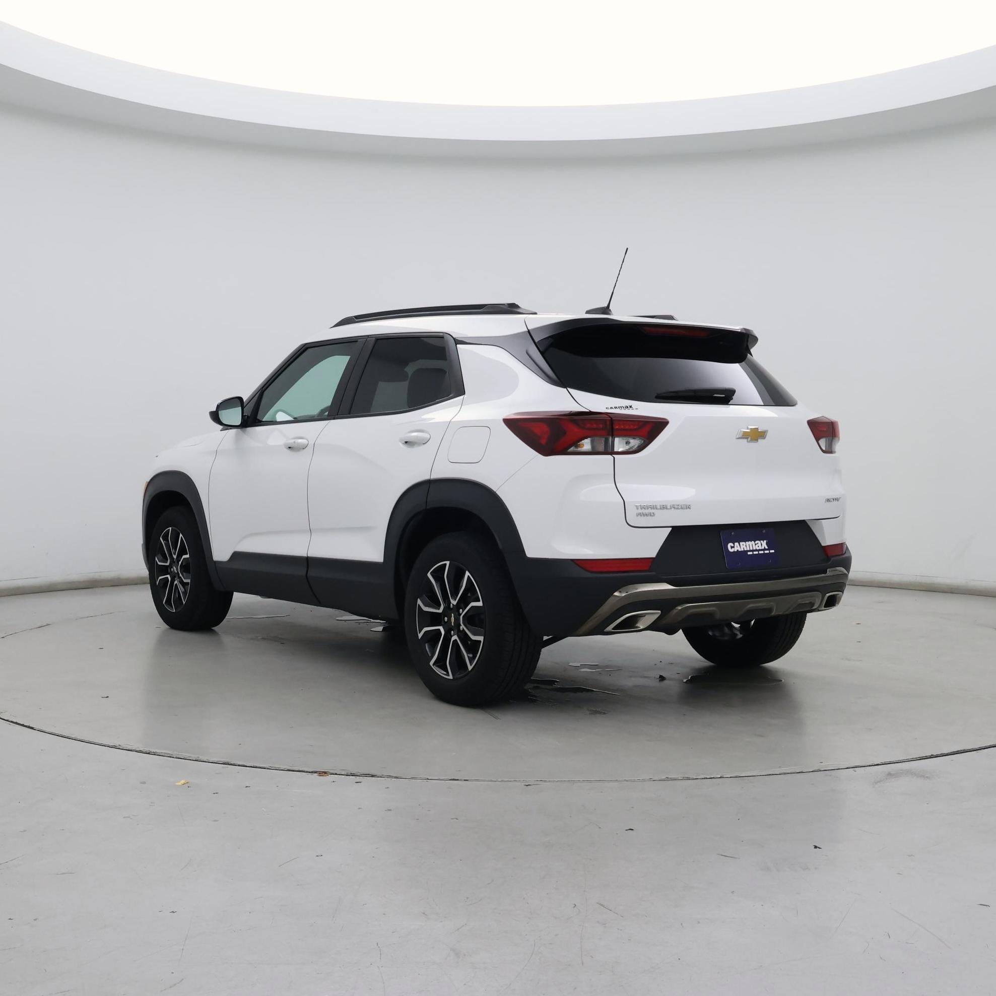 Thumbnail: 2023 Chevrolet TrailBlazer - 2