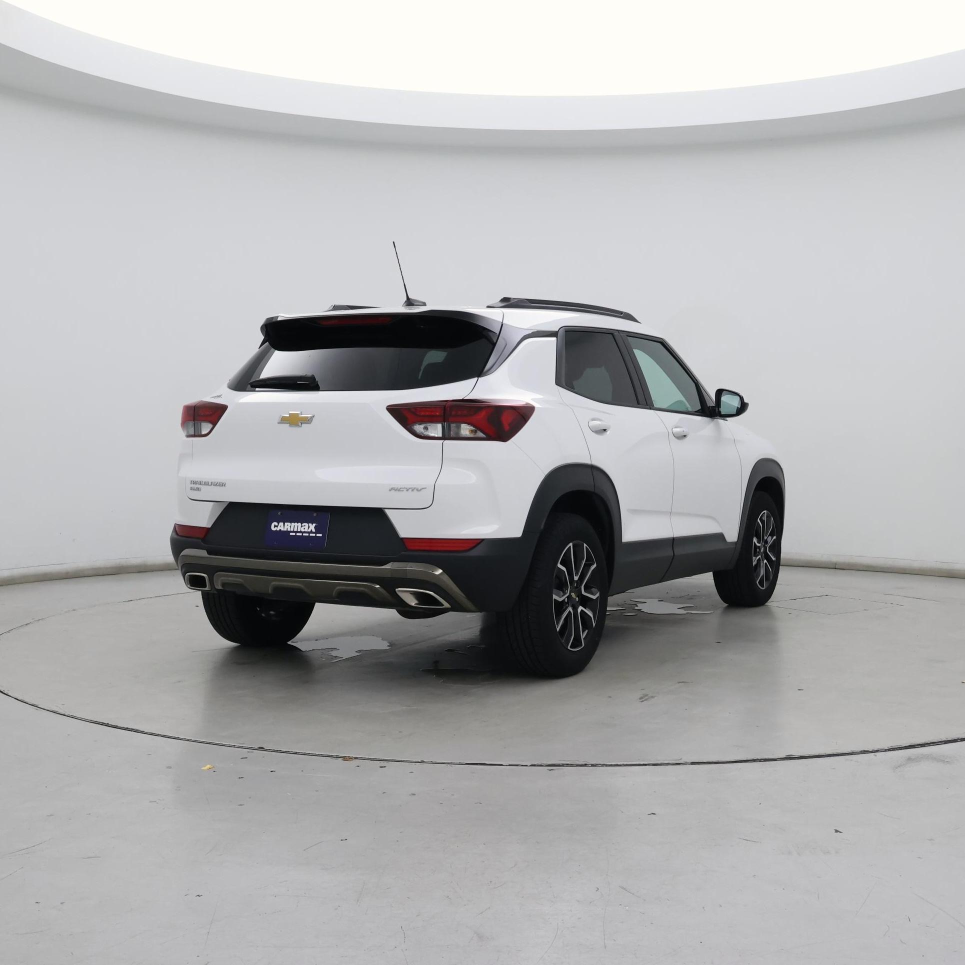Thumbnail: 2023 Chevrolet TrailBlazer - 8