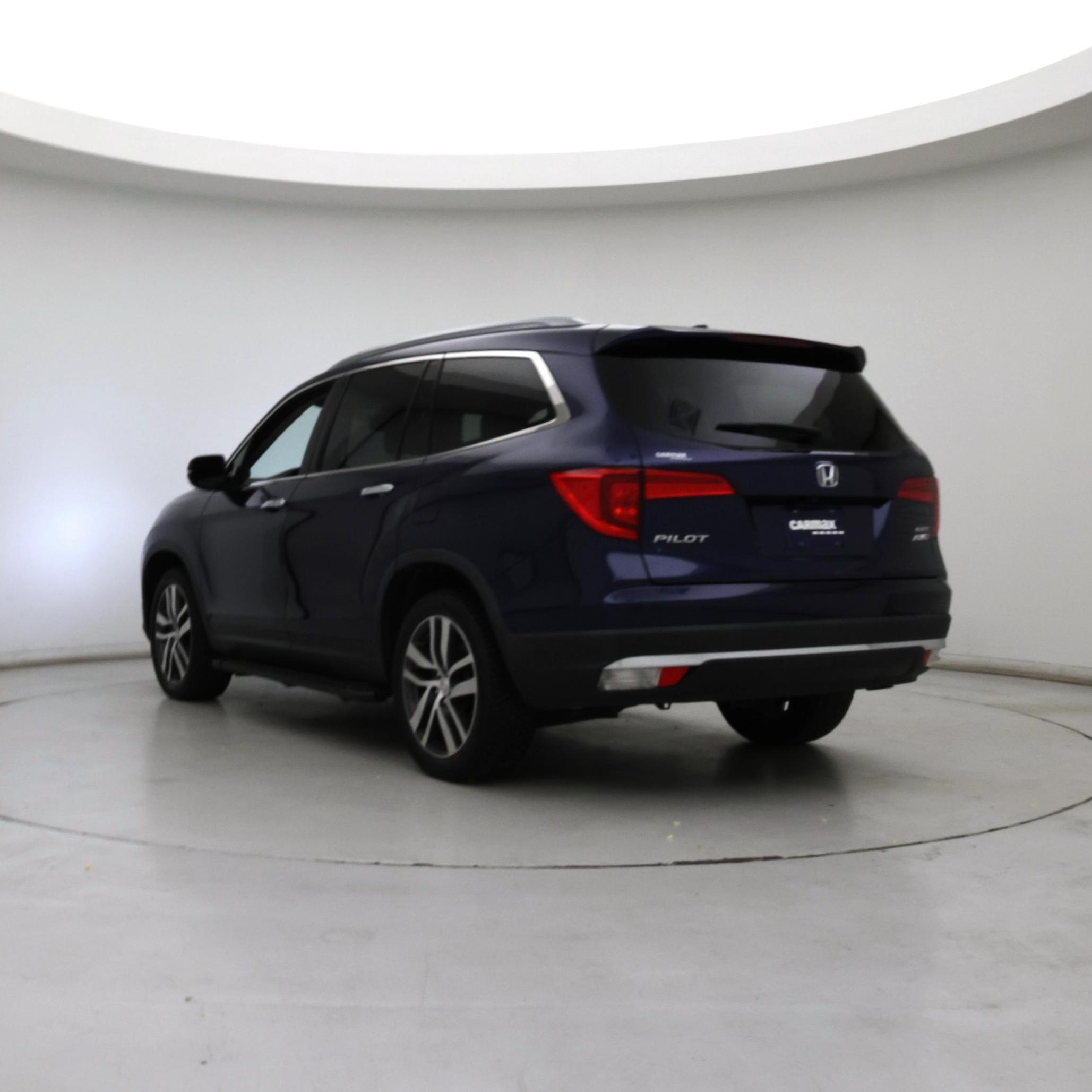 Thumbnail: 2017 Honda Pilot - 2