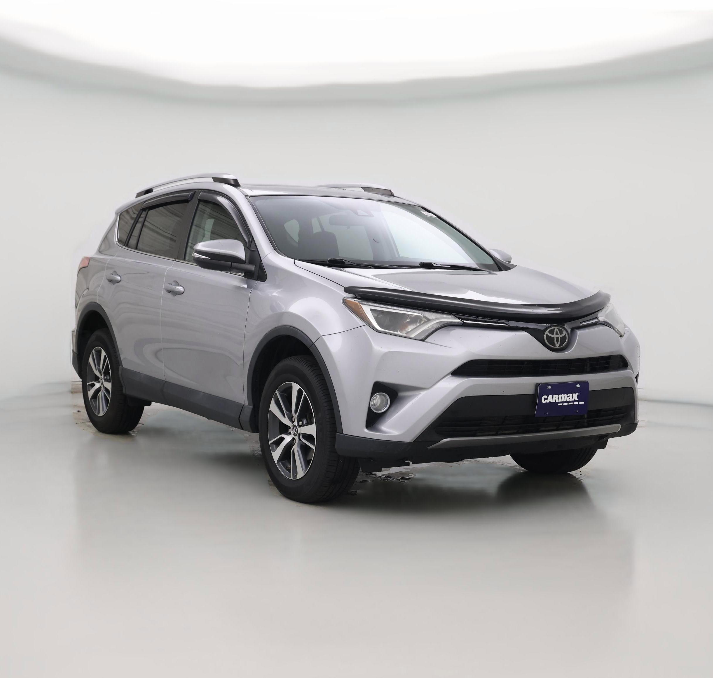Thumbnail: 2018 Toyota RAV4 - 1