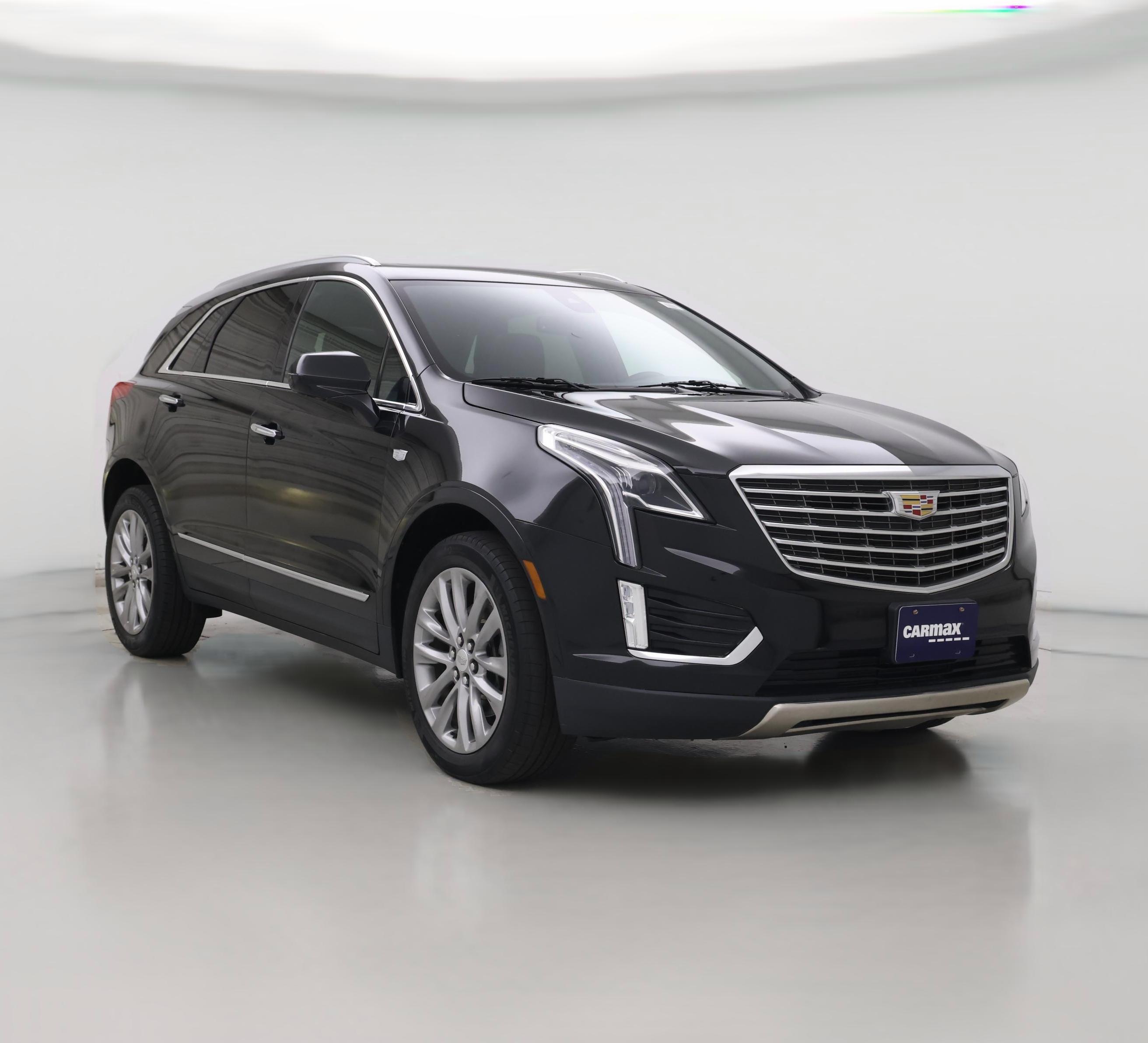 Thumbnail: 2017 Cadillac XT5 - 1