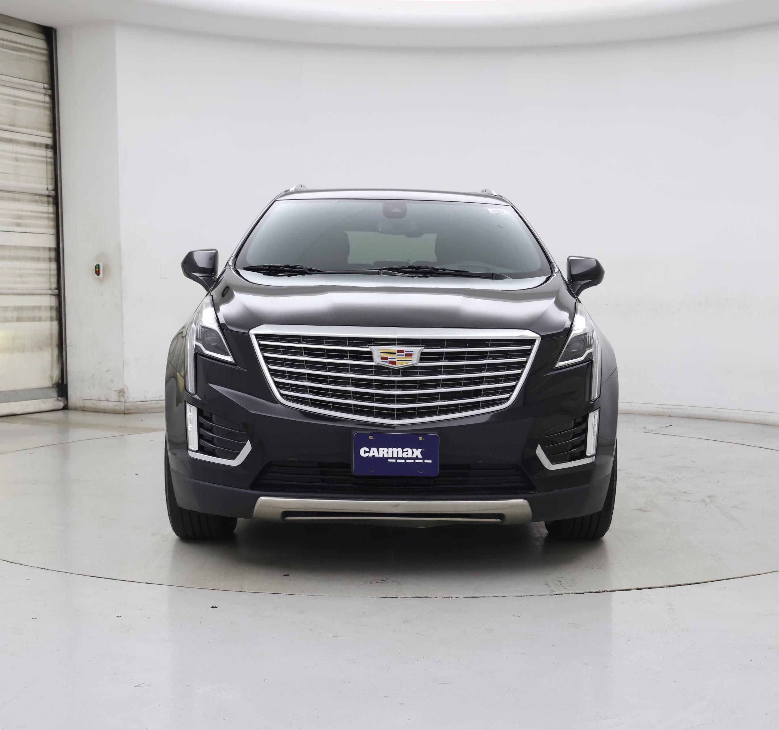 Thumbnail: 2017 Cadillac XT5 - 5