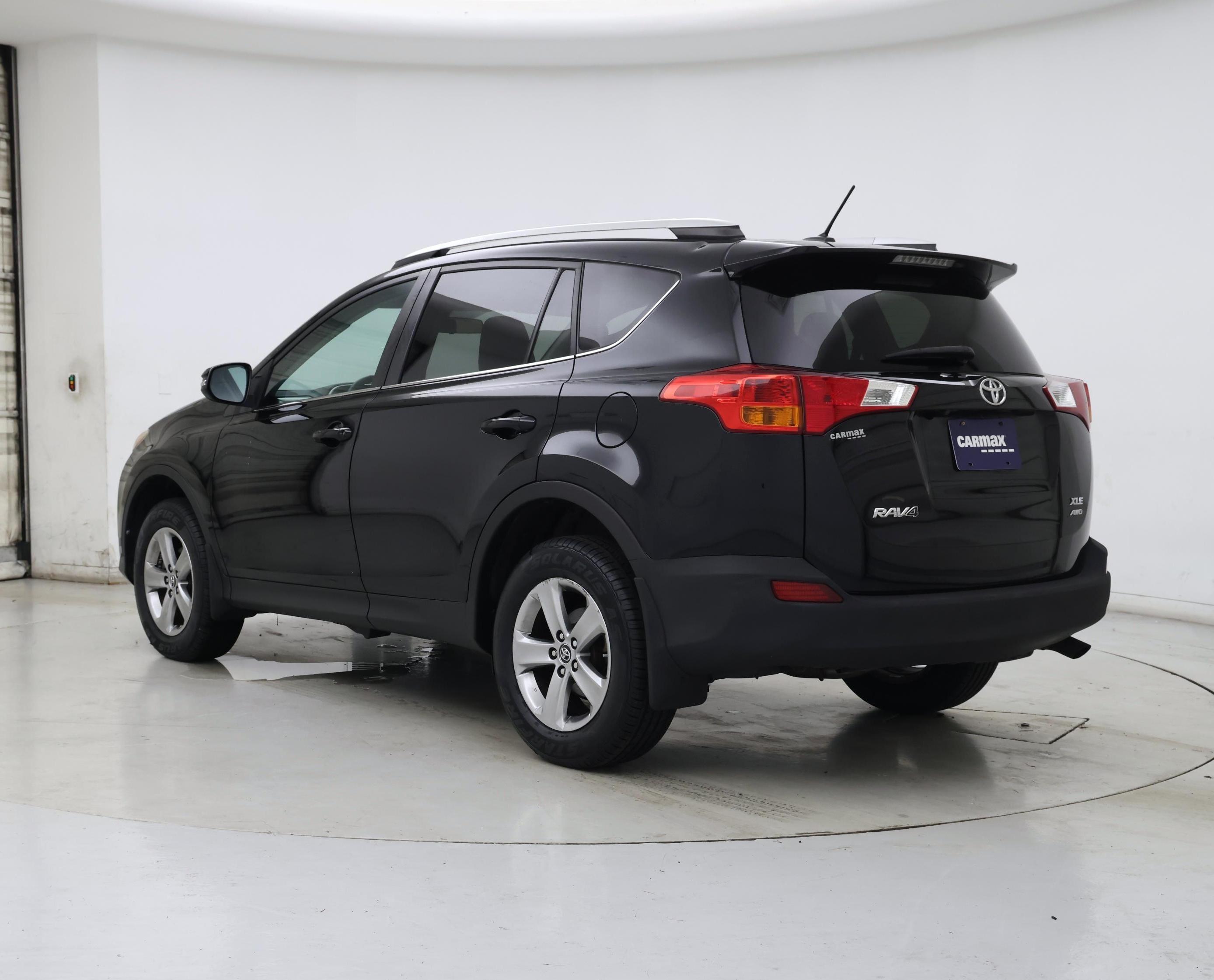 Thumbnail: 2015 Toyota RAV4 - 2