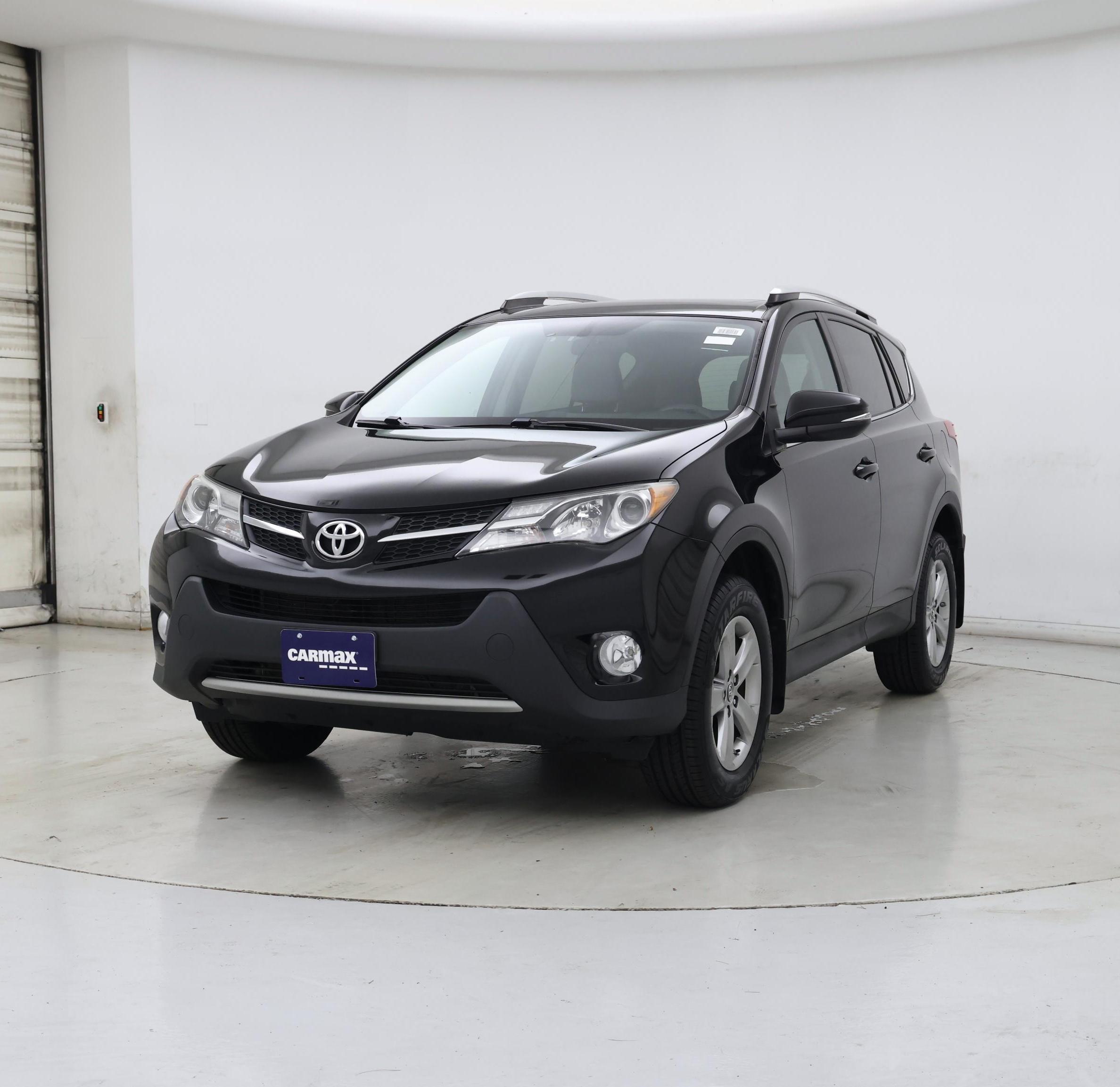 Thumbnail: 2015 Toyota RAV4 - 4