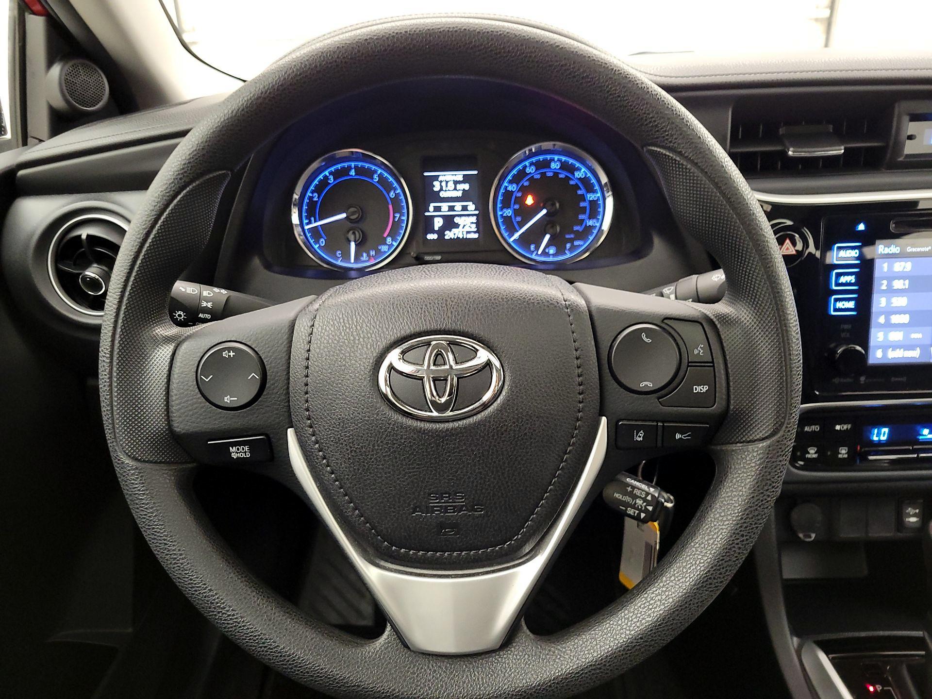 Thumbnail: 2018 Toyota Corolla - 10