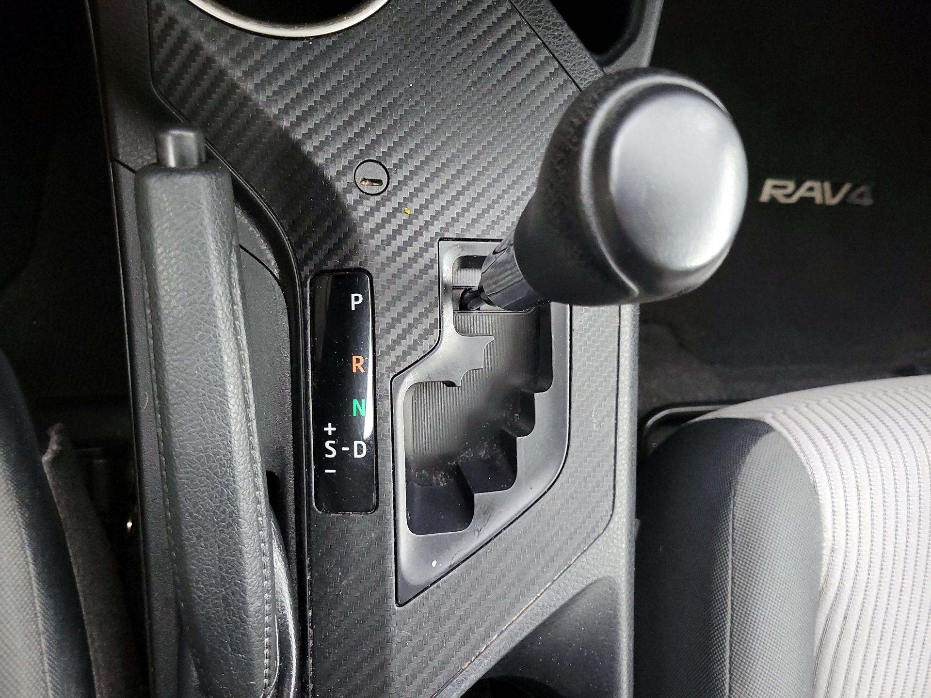 Thumbnail: 2014 Toyota RAV4 - 17