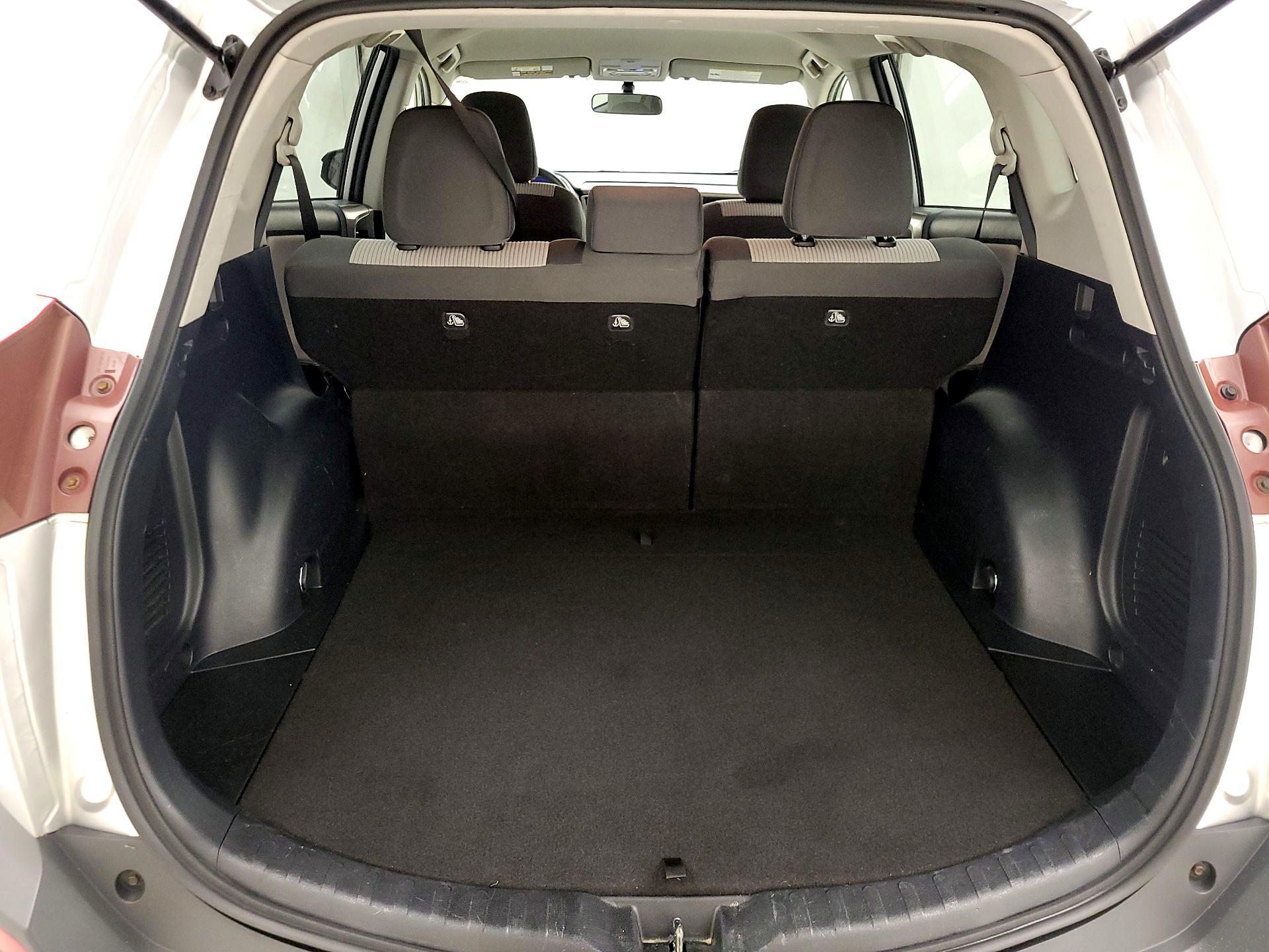 Thumbnail: 2014 Toyota RAV4 - 20