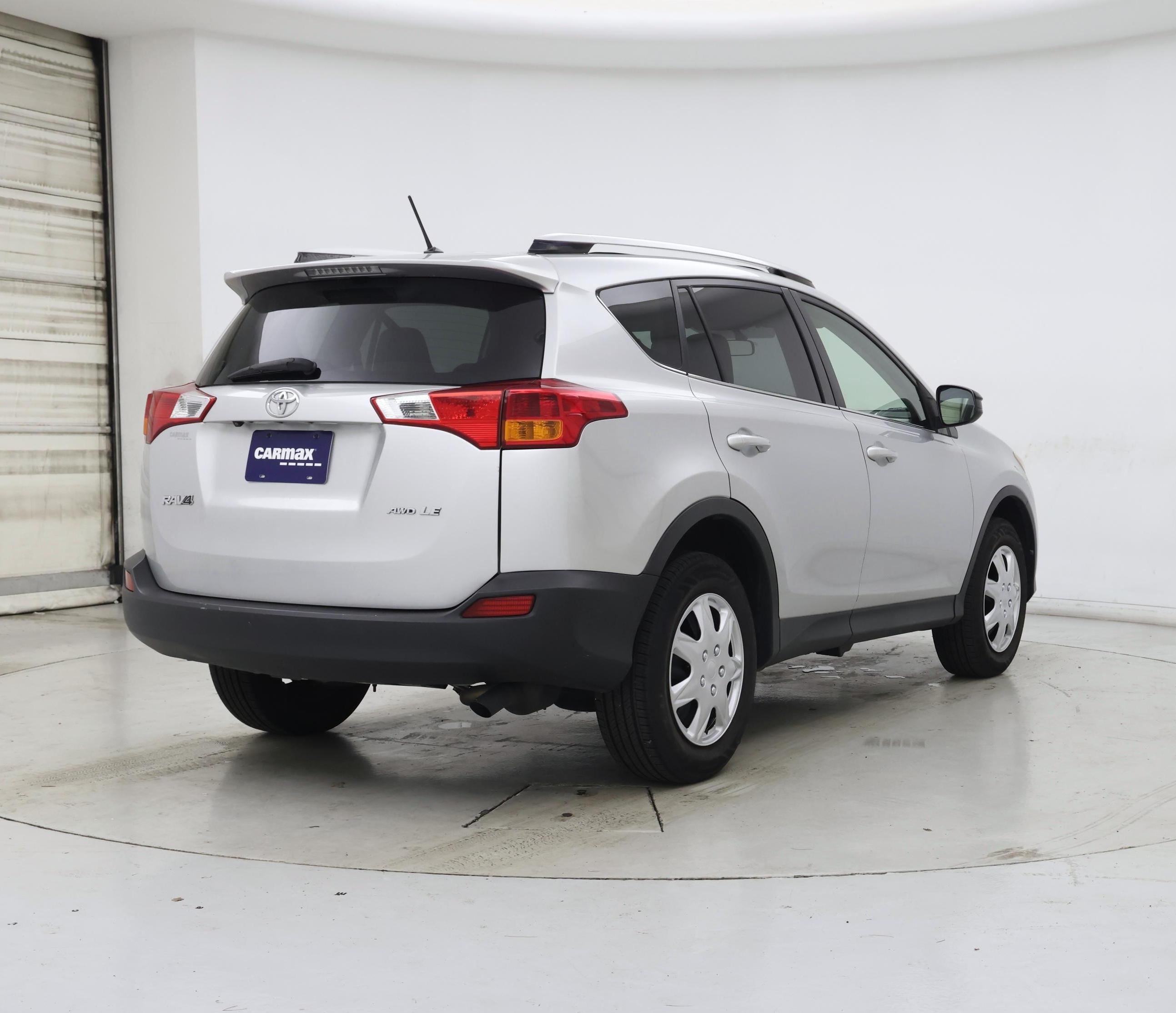 Thumbnail: 2014 Toyota RAV4 - 8