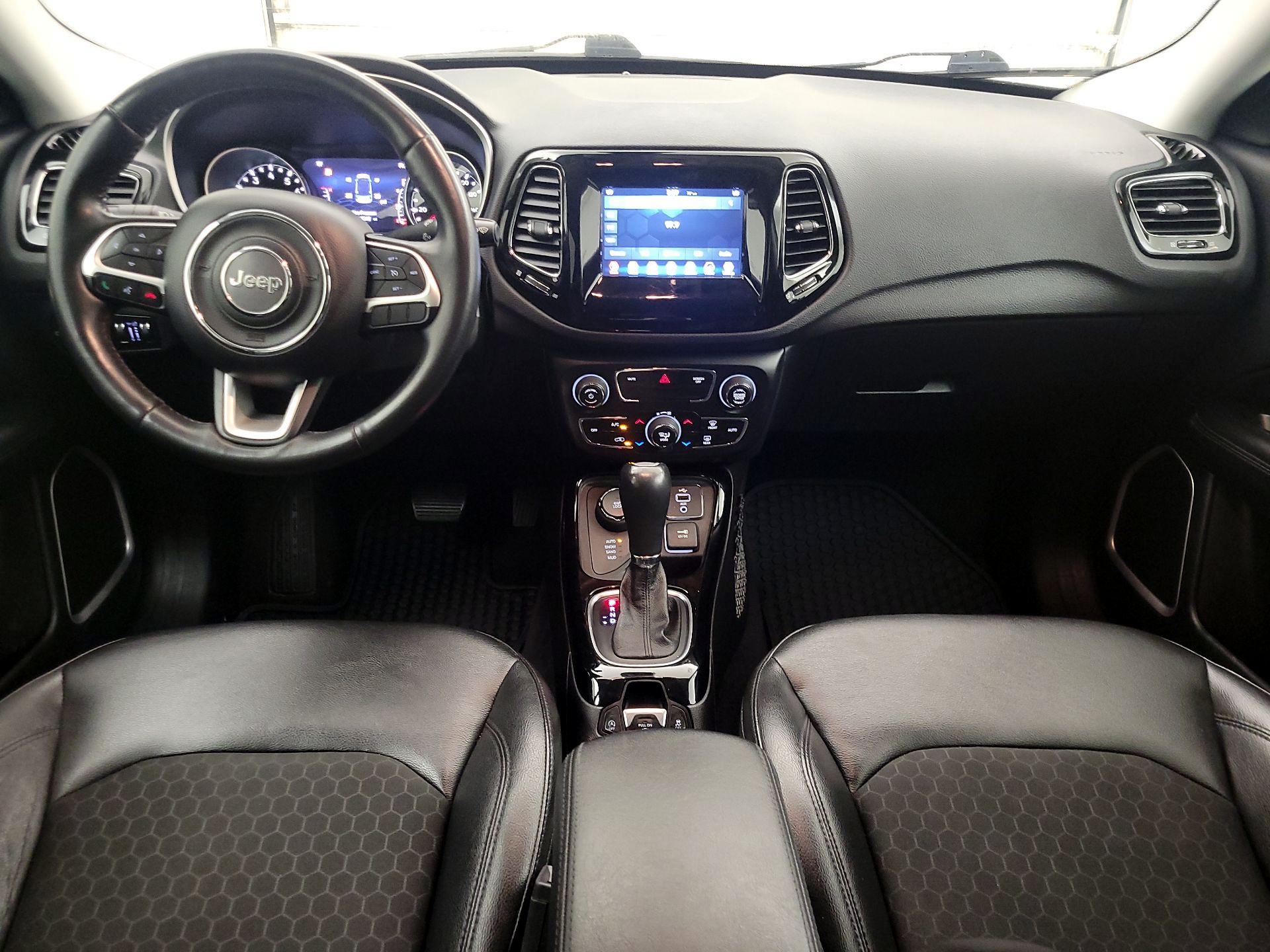 Thumbnail: 2018 Jeep Compass - 9