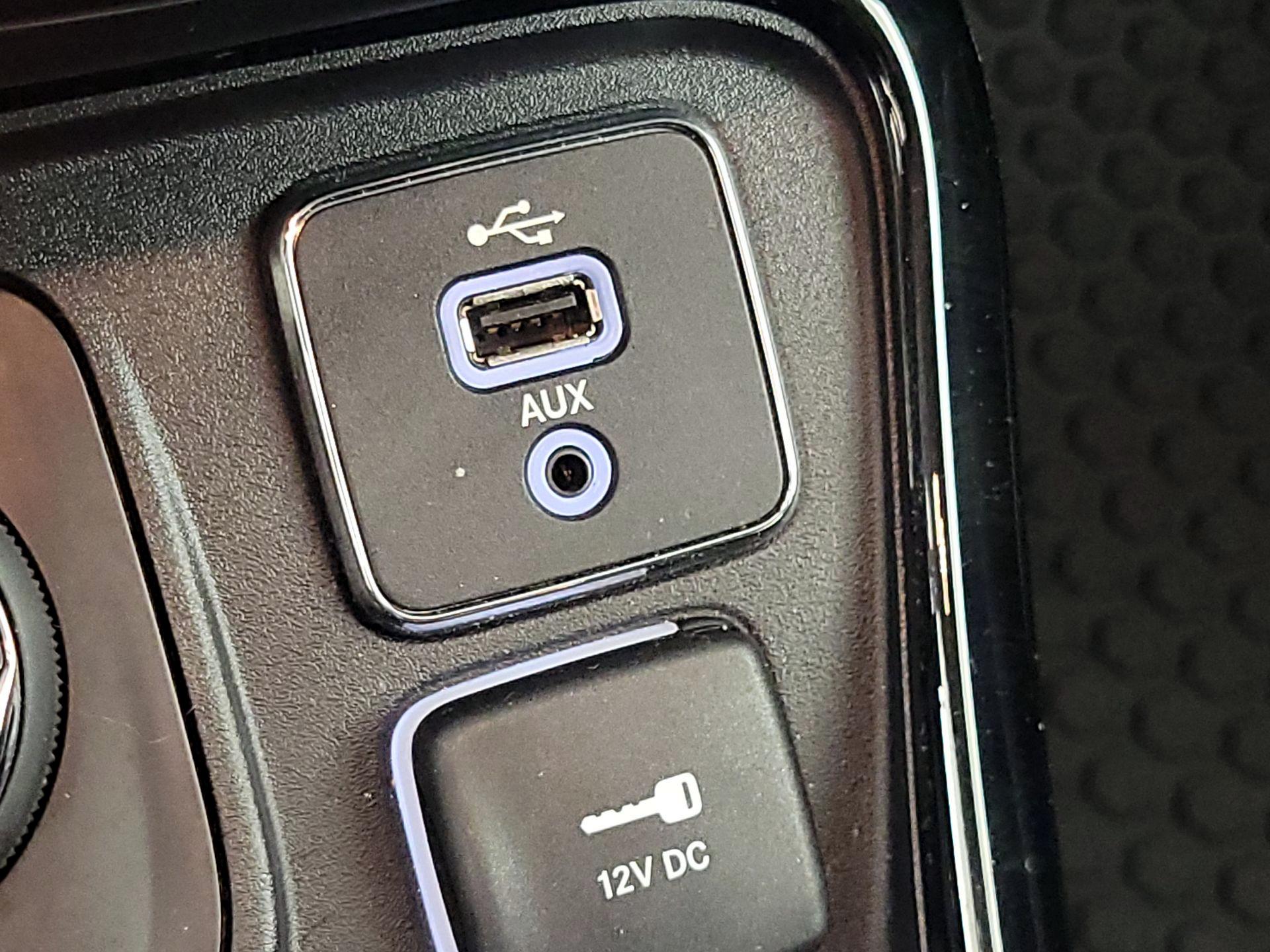 Thumbnail: 2018 Jeep Compass - 18