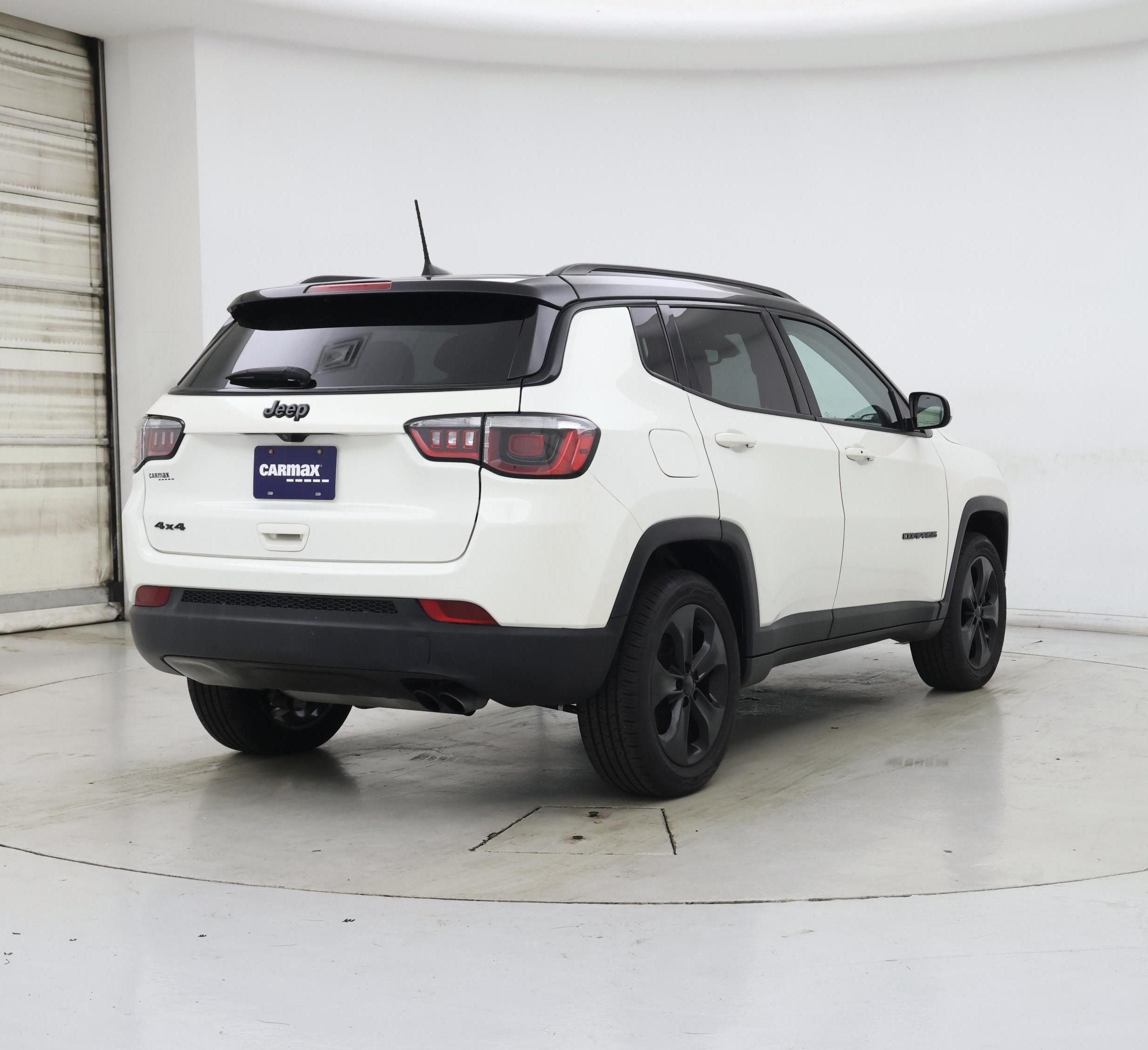 Thumbnail: 2018 Jeep Compass - 8