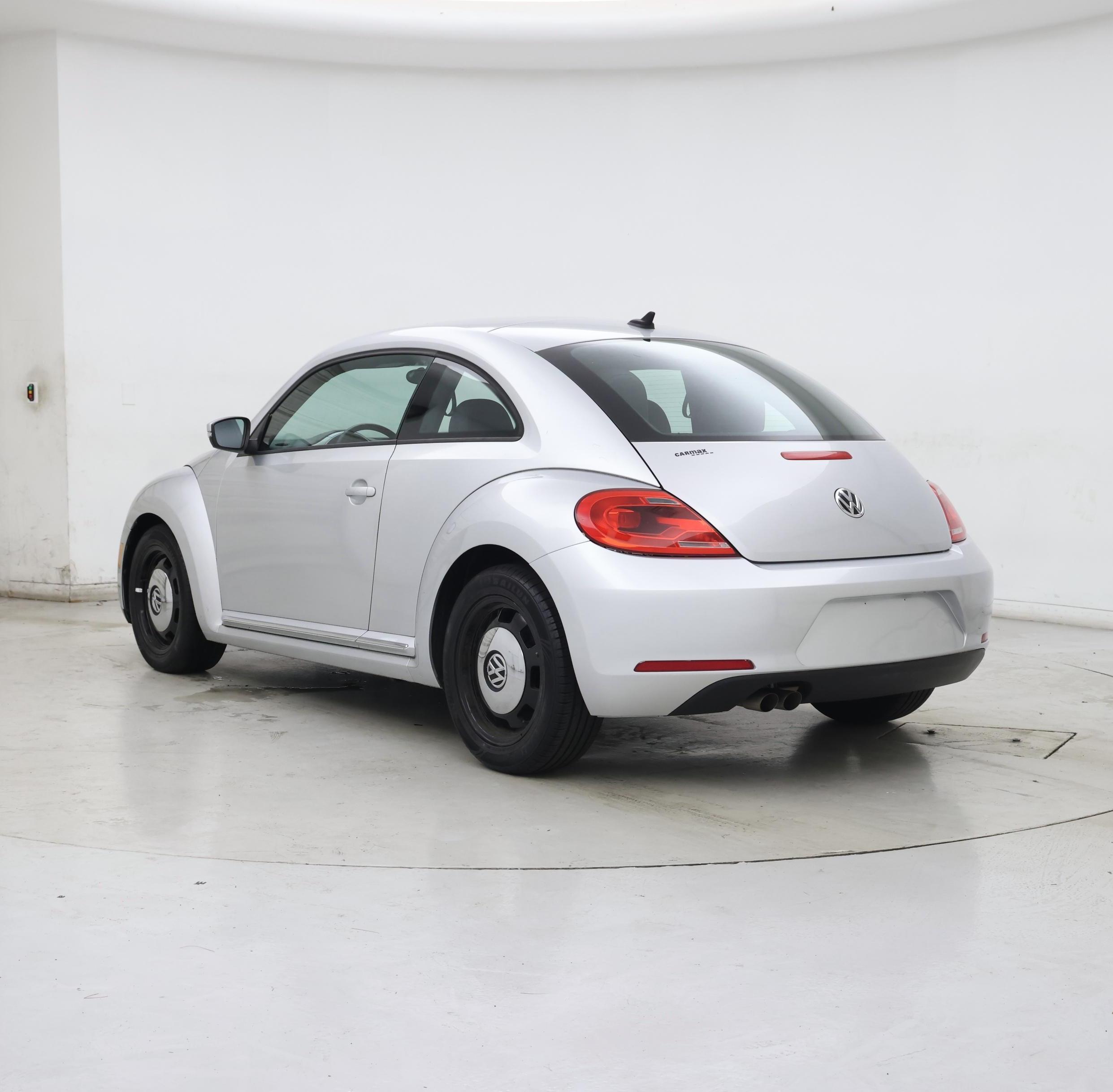 Thumbnail: 2015 Volkswagen Beetle - 2