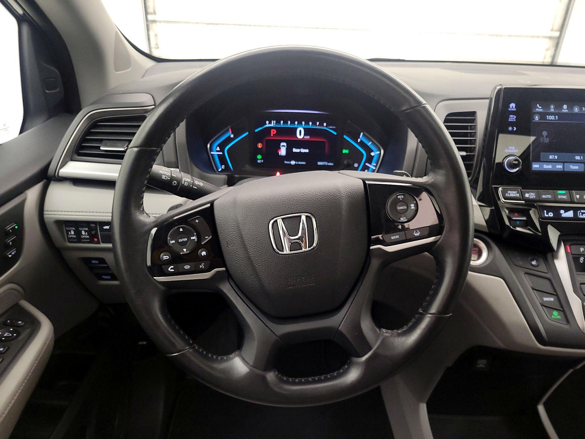Thumbnail: 2018 Honda Odyssey - 10