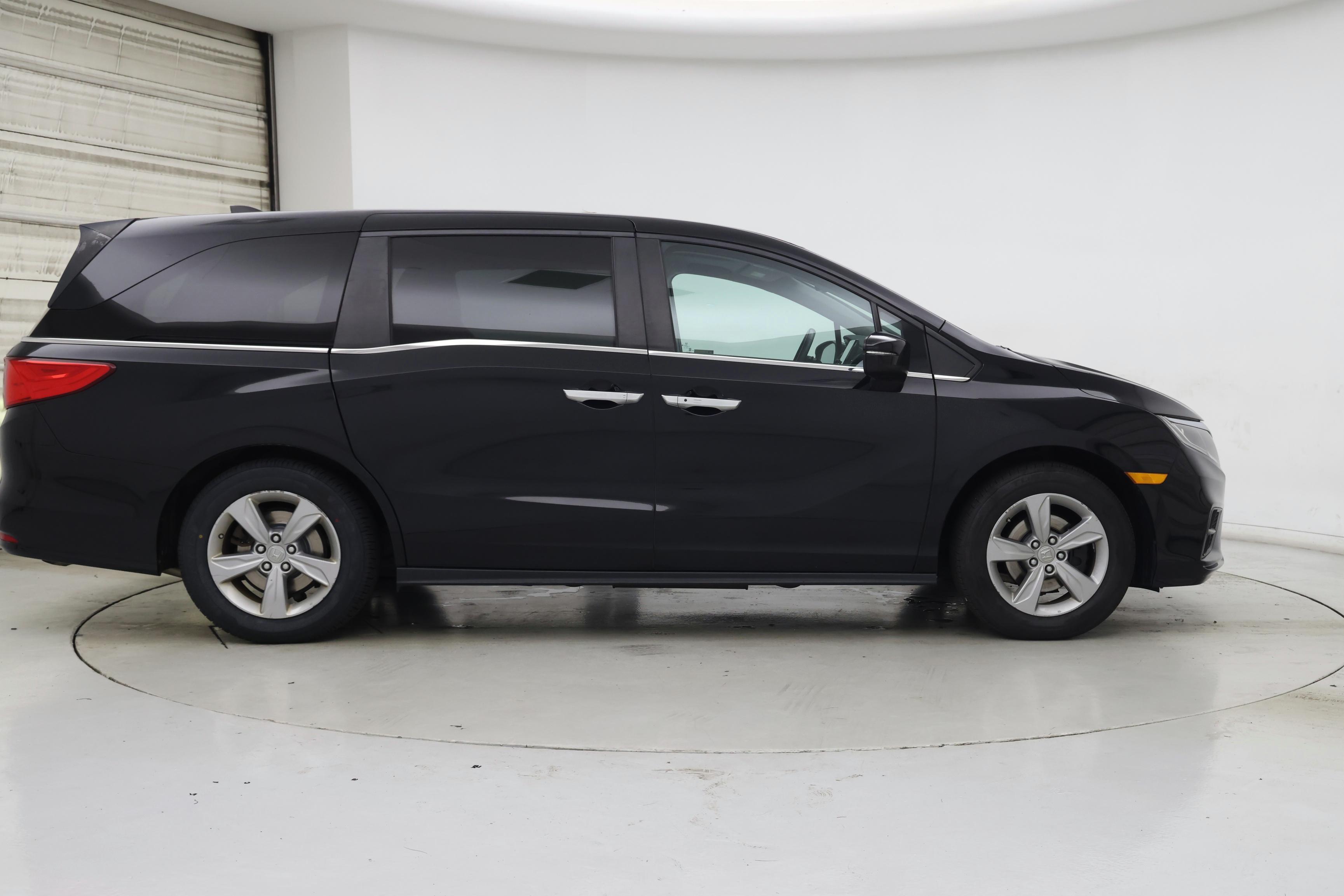 Thumbnail: 2018 Honda Odyssey - 7