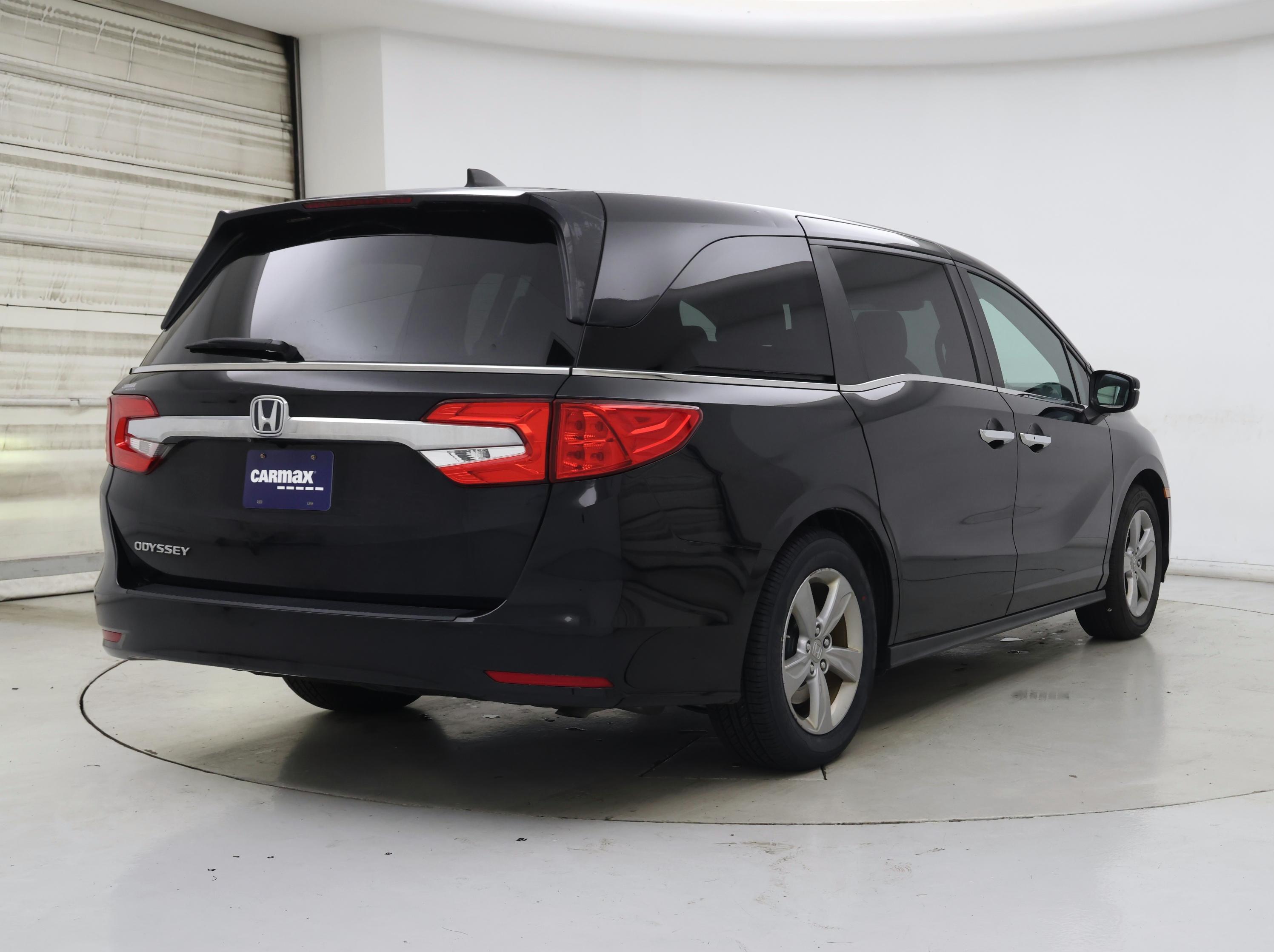 Thumbnail: 2018 Honda Odyssey - 8