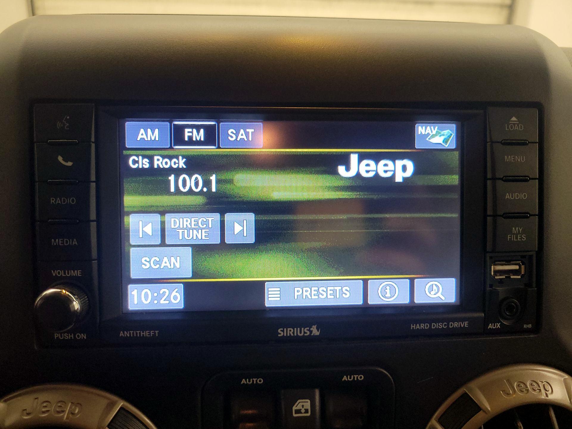 Thumbnail: 2017 Jeep Wrangler - 13
