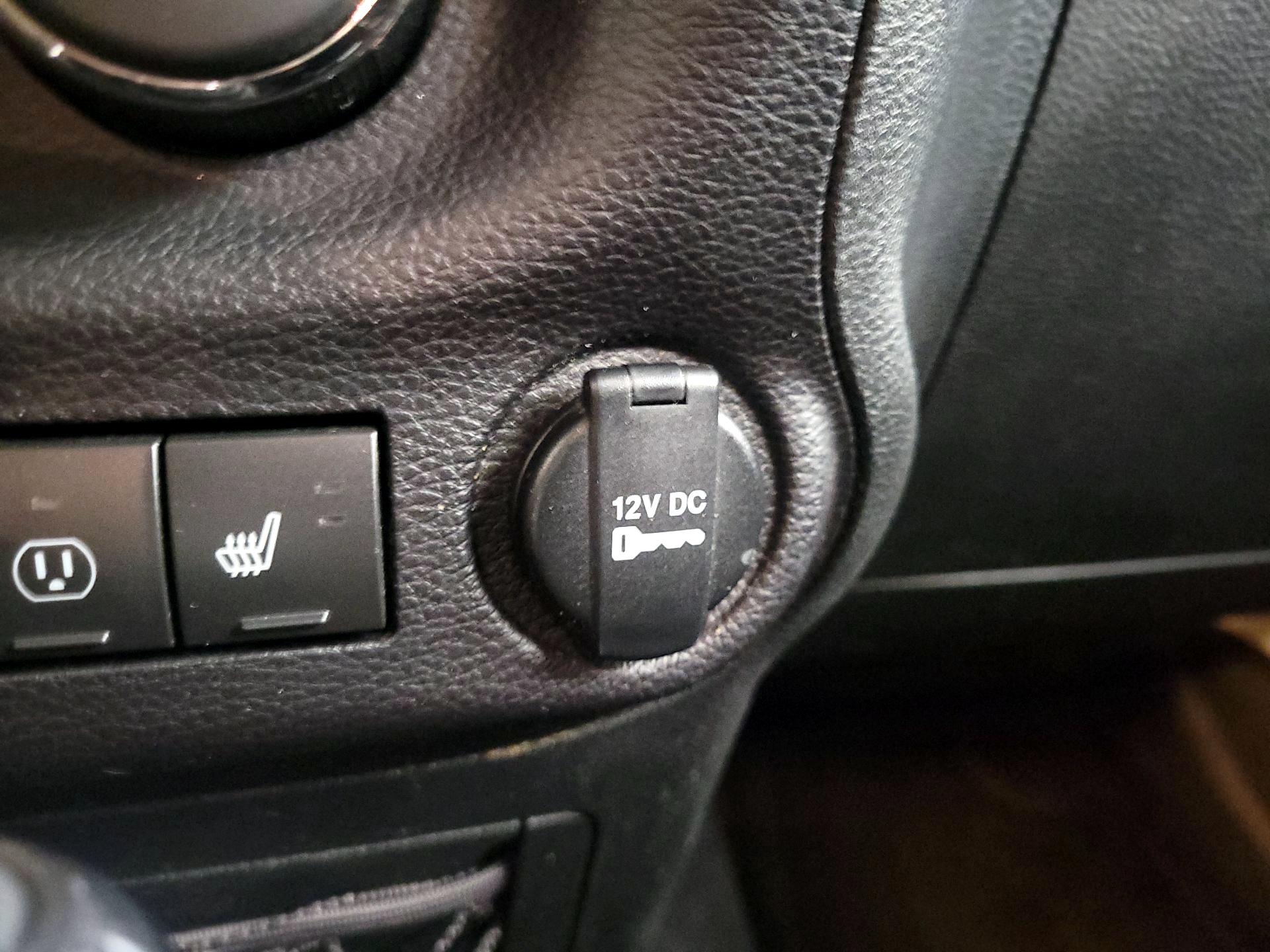 Thumbnail: 2017 Jeep Wrangler - 16