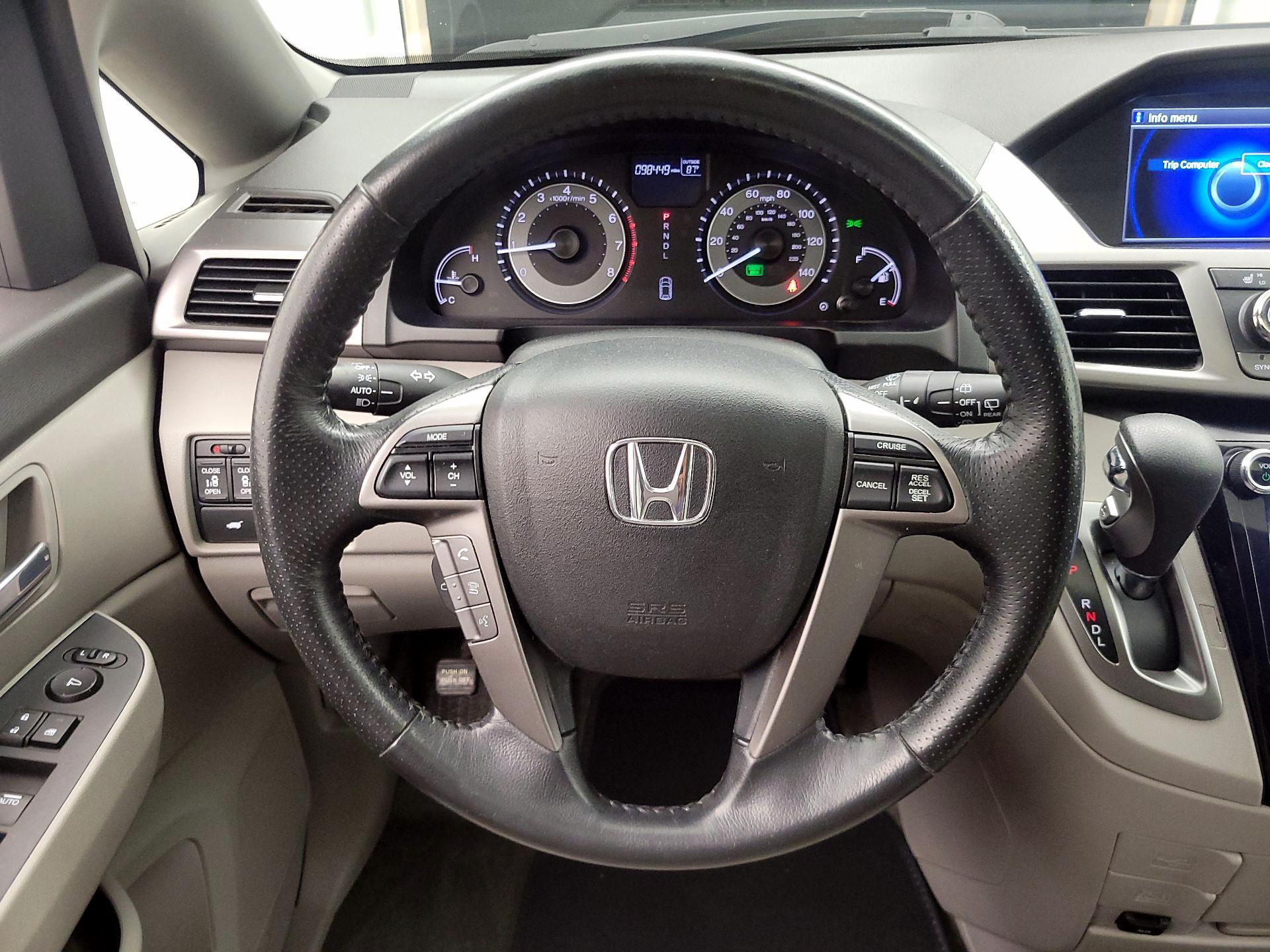 Thumbnail: 2016 Honda Odyssey - 10