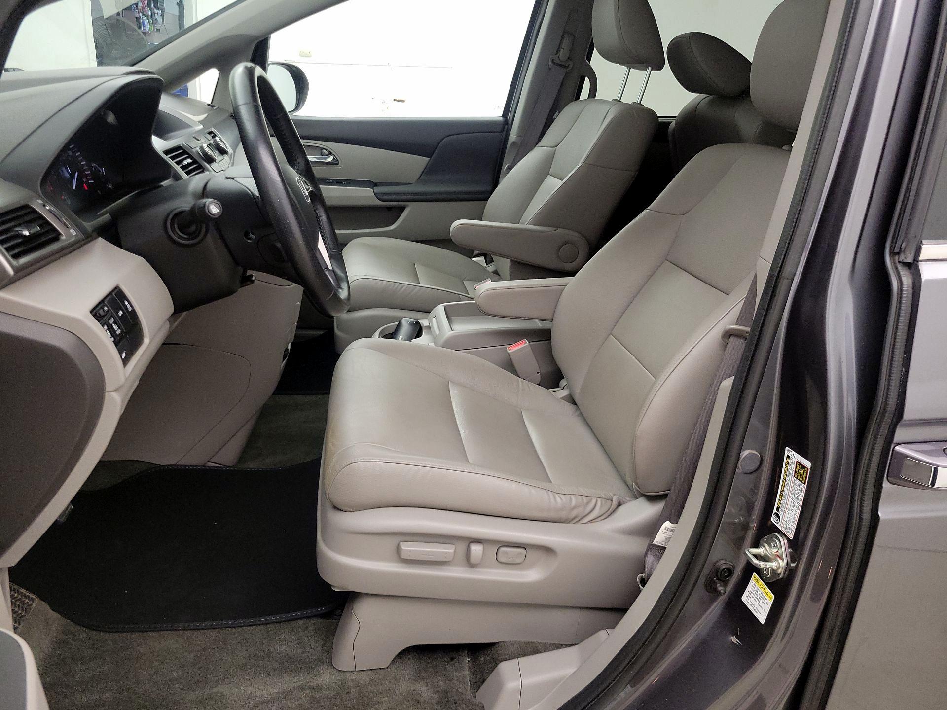 Thumbnail: 2016 Honda Odyssey - 11