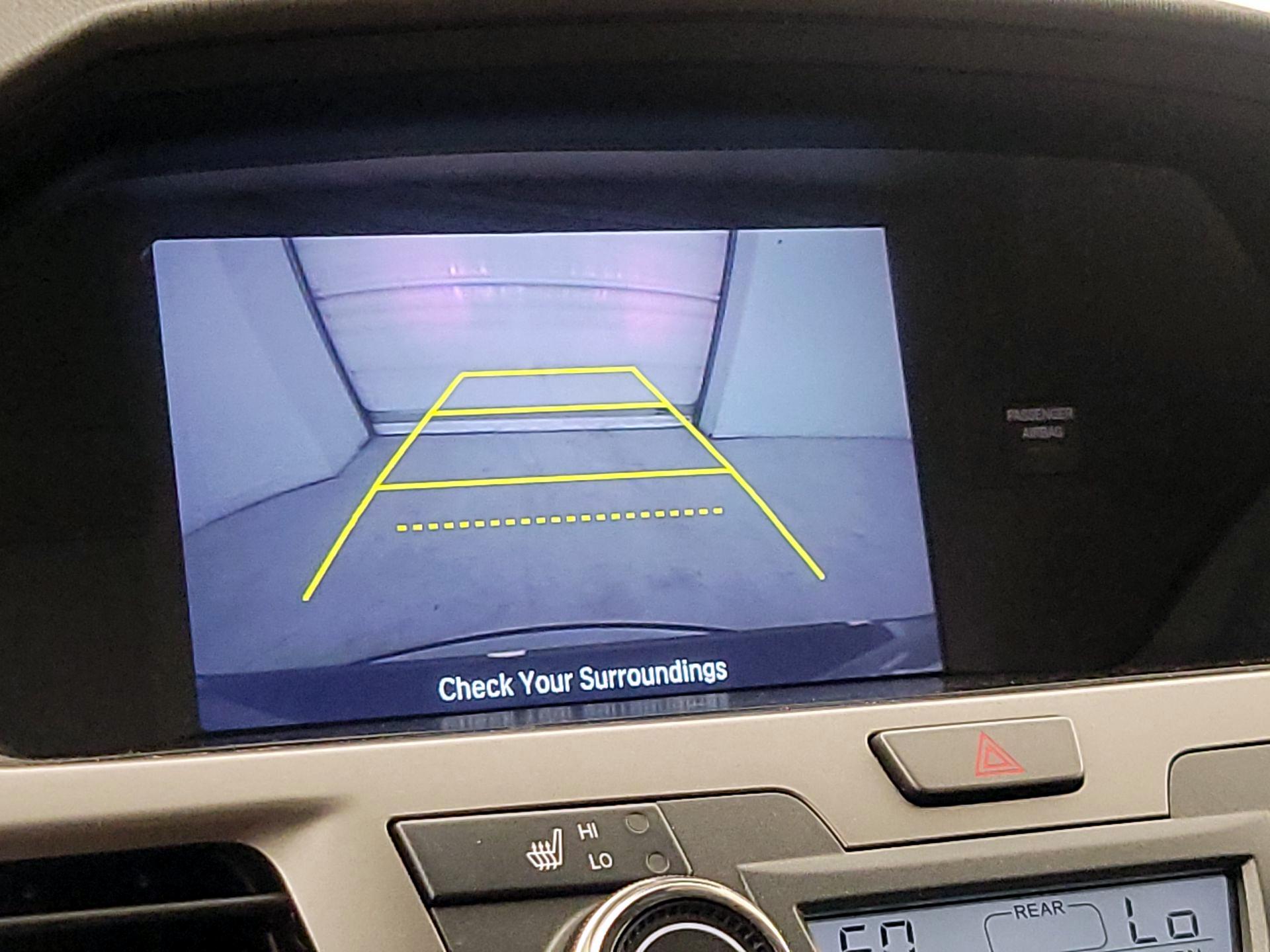 Thumbnail: 2016 Honda Odyssey - 14