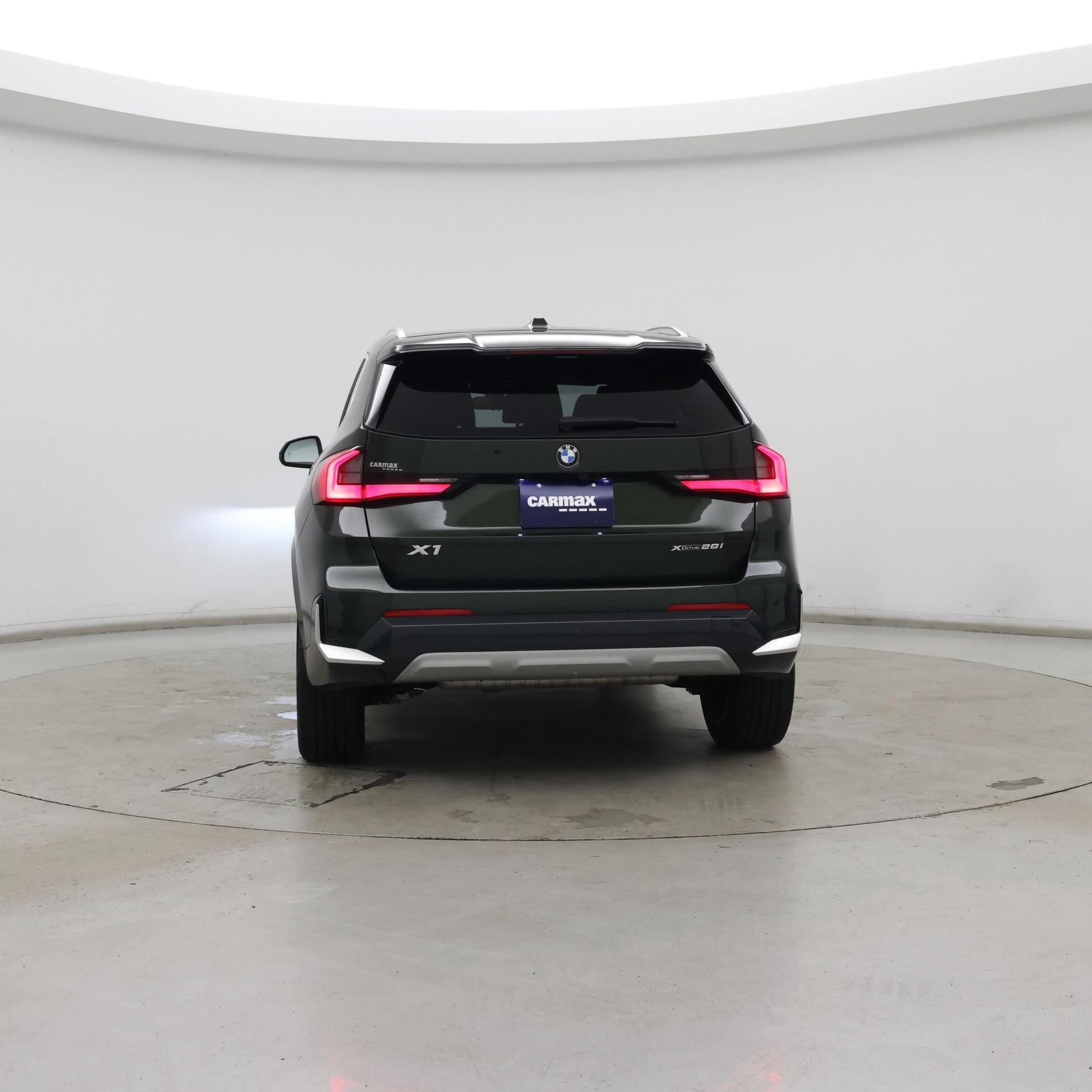 Thumbnail: 2023 BMW X1 - 6