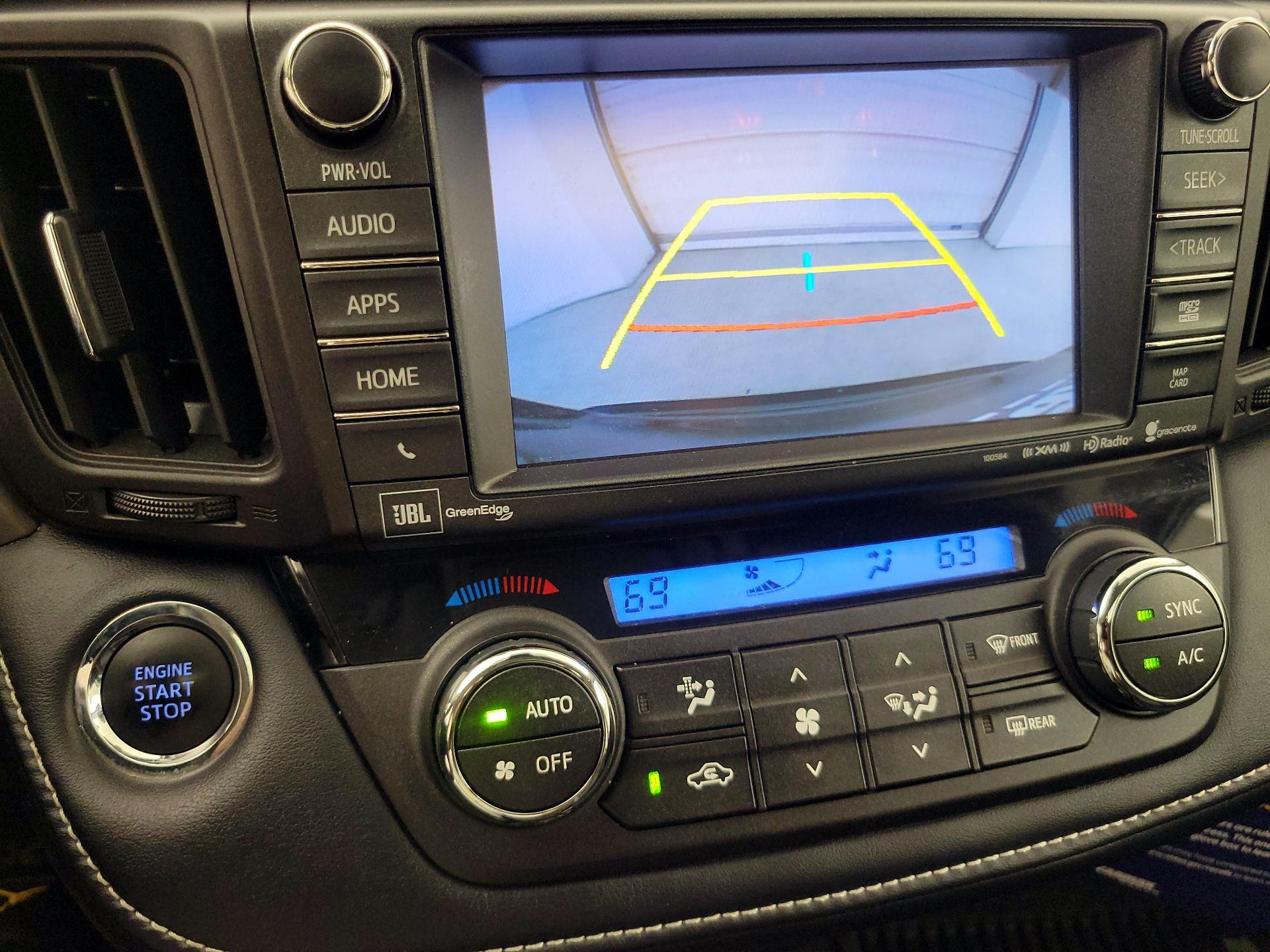 Thumbnail: 2018 Toyota RAV4 - 14