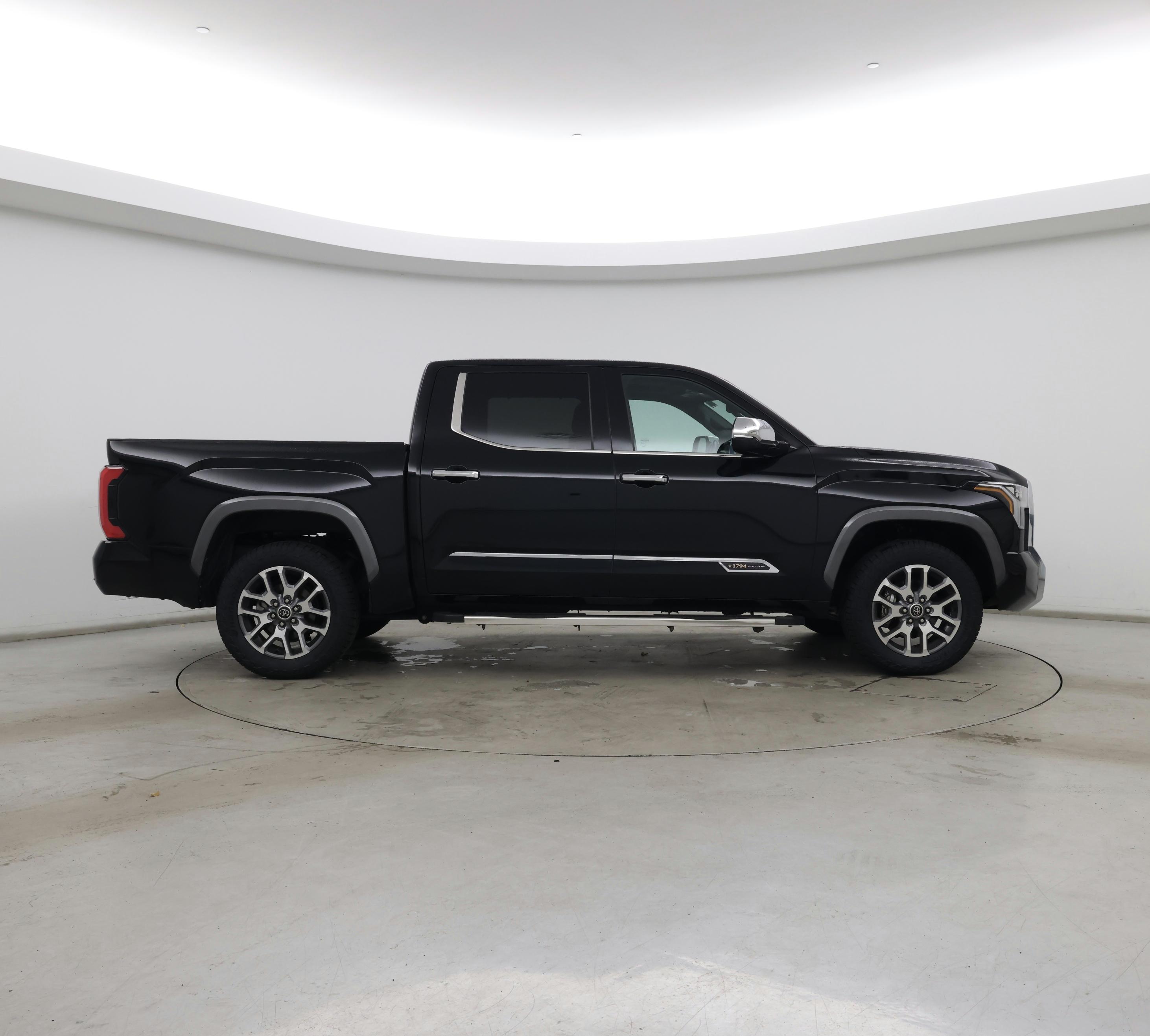 Thumbnail: 2023 Toyota Tundra - 7