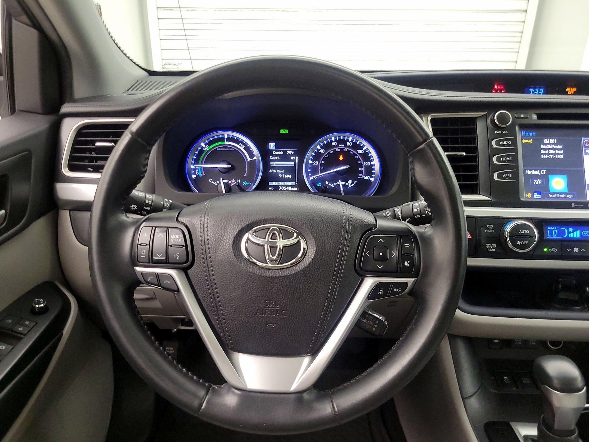 Thumbnail: 2019 Toyota Highlander - 10