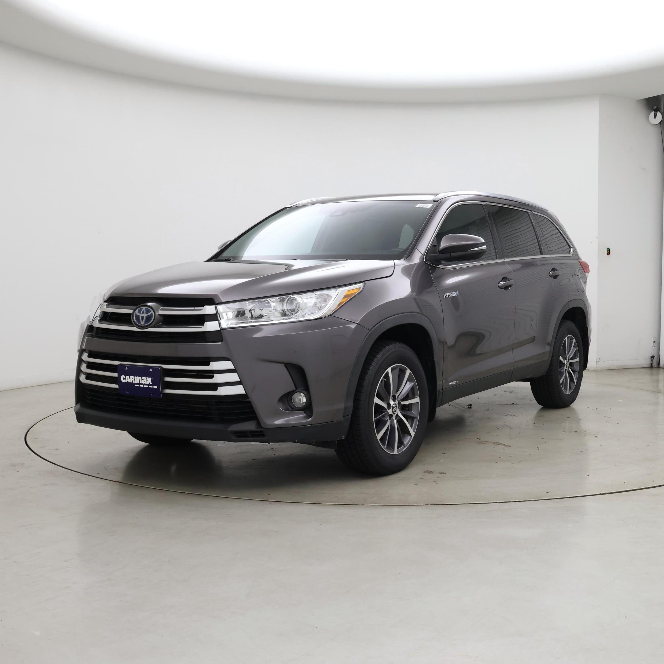 Thumbnail: 2019 Toyota Highlander - 4