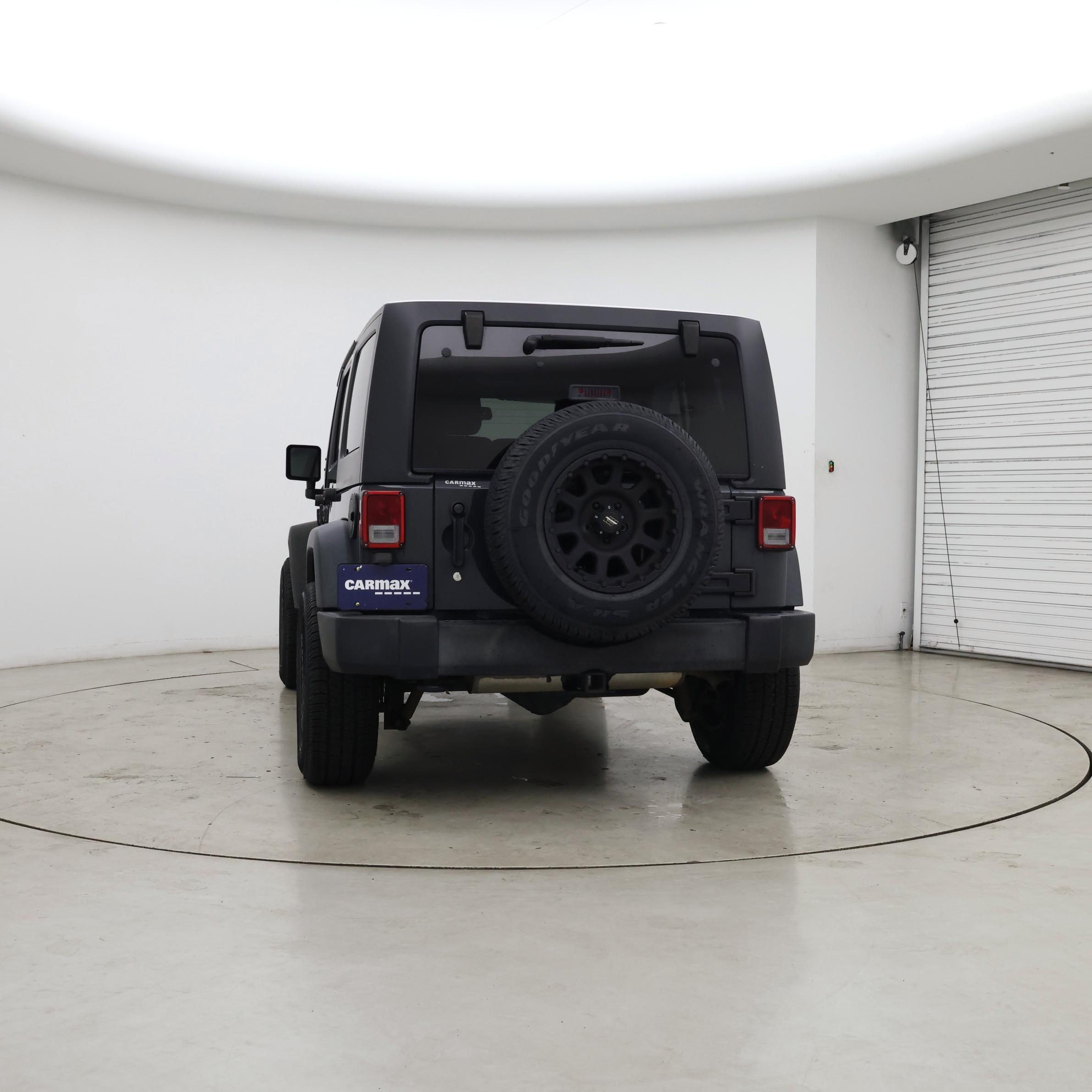 Thumbnail: 2016 Jeep Wrangler - 6