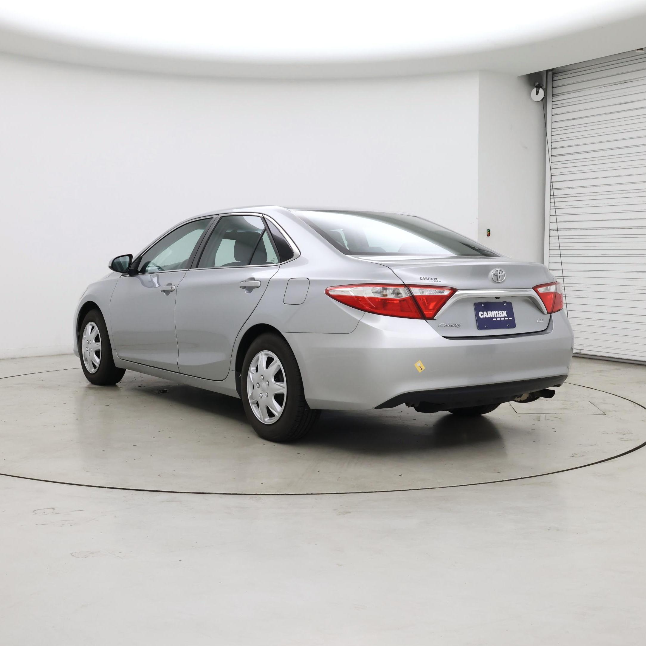 Thumbnail: 2015 Toyota Camry - 2