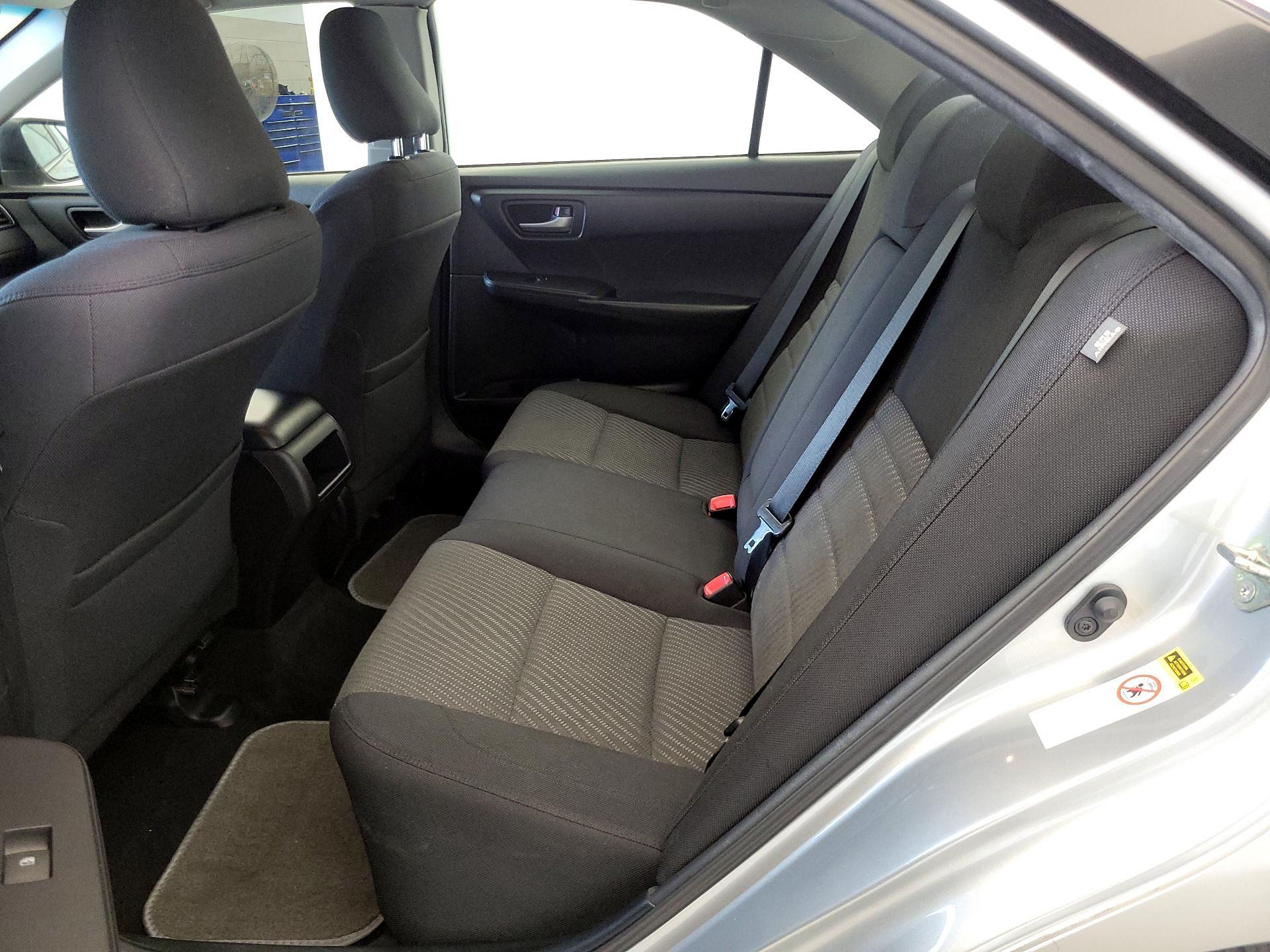 Thumbnail: 2015 Toyota Camry - 19