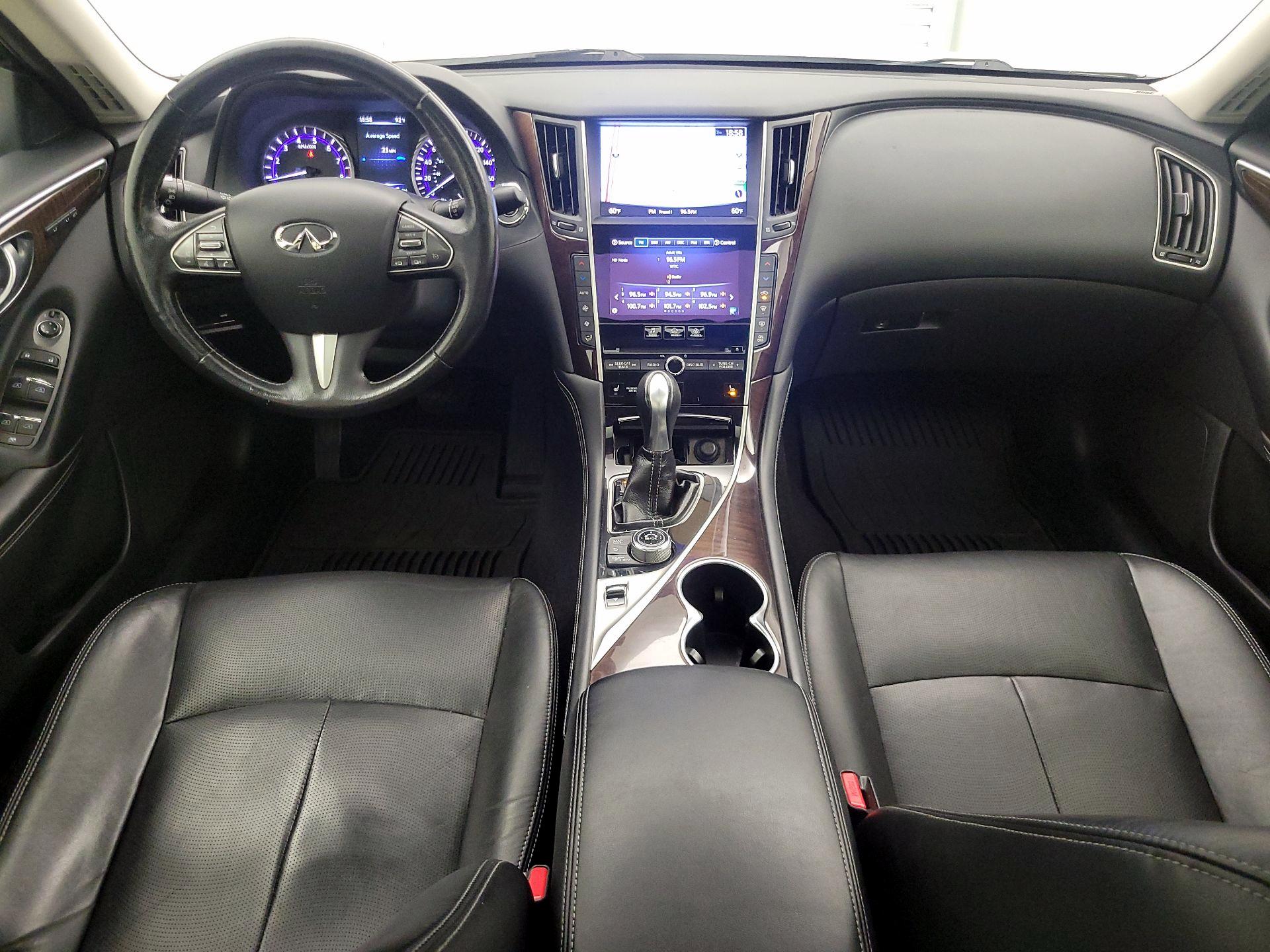 Thumbnail: 2015 INFINITI Q50 - 9