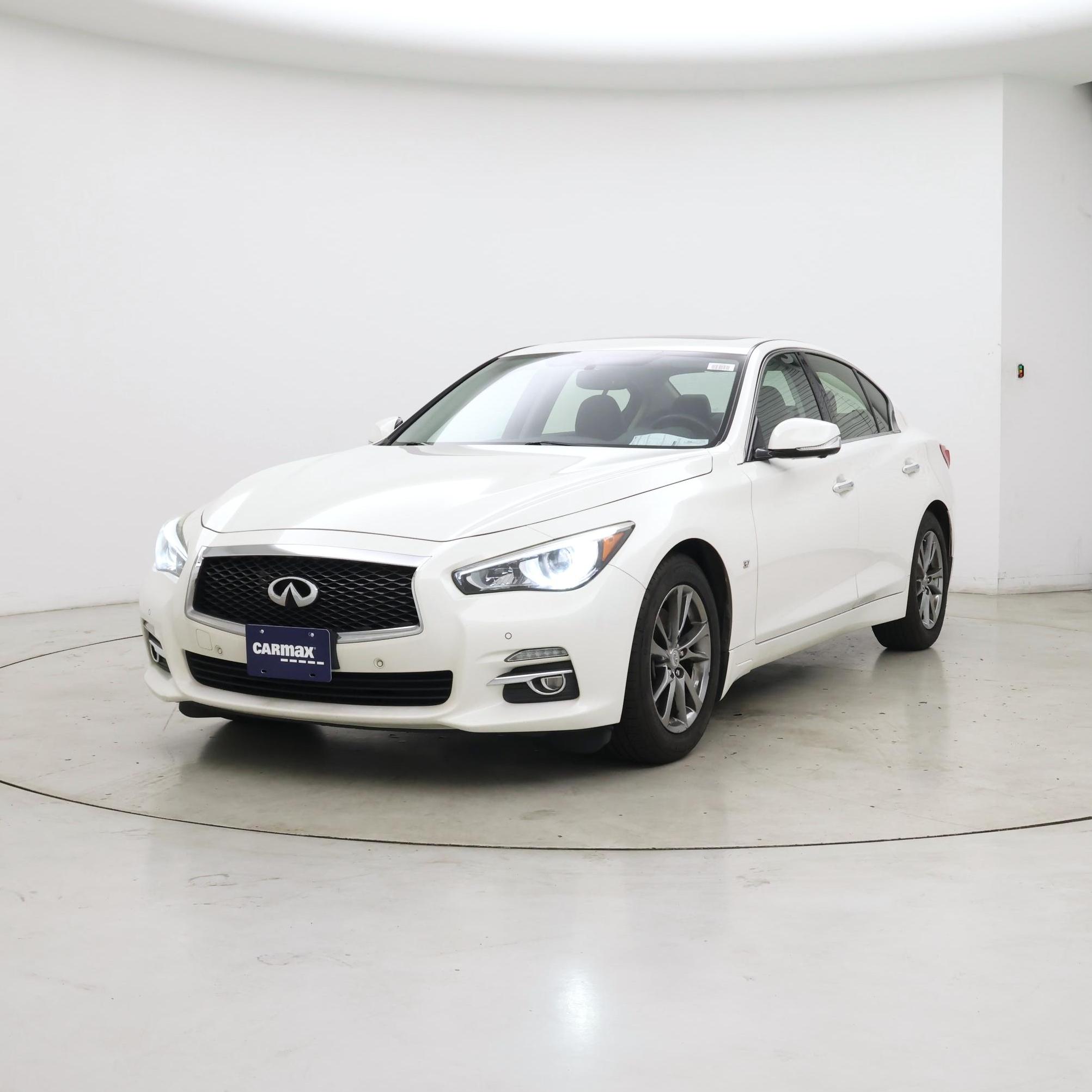 Thumbnail: 2015 INFINITI Q50 - 4