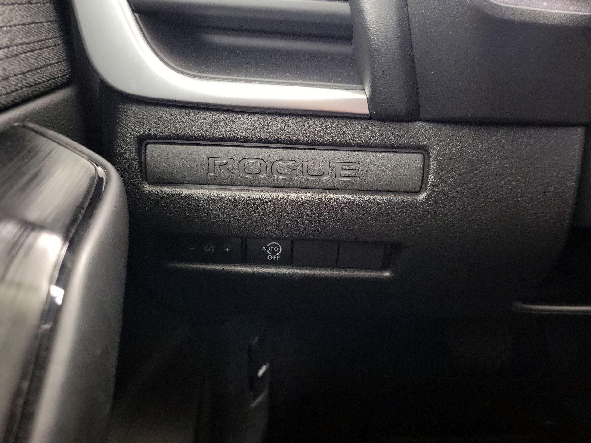 Thumbnail: 2023 Nissan Rogue - 13