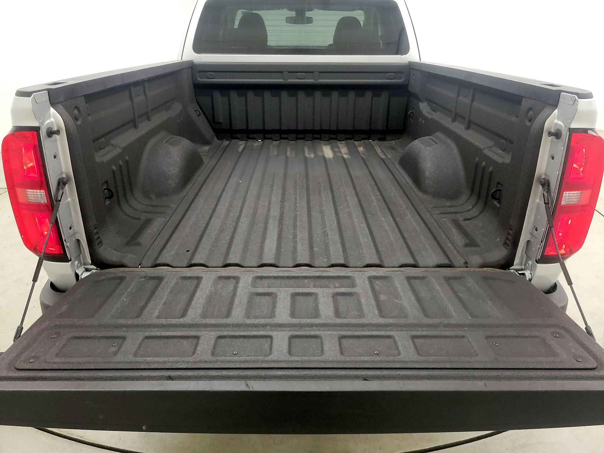 Thumbnail: 2019 Chevrolet Colorado - 20