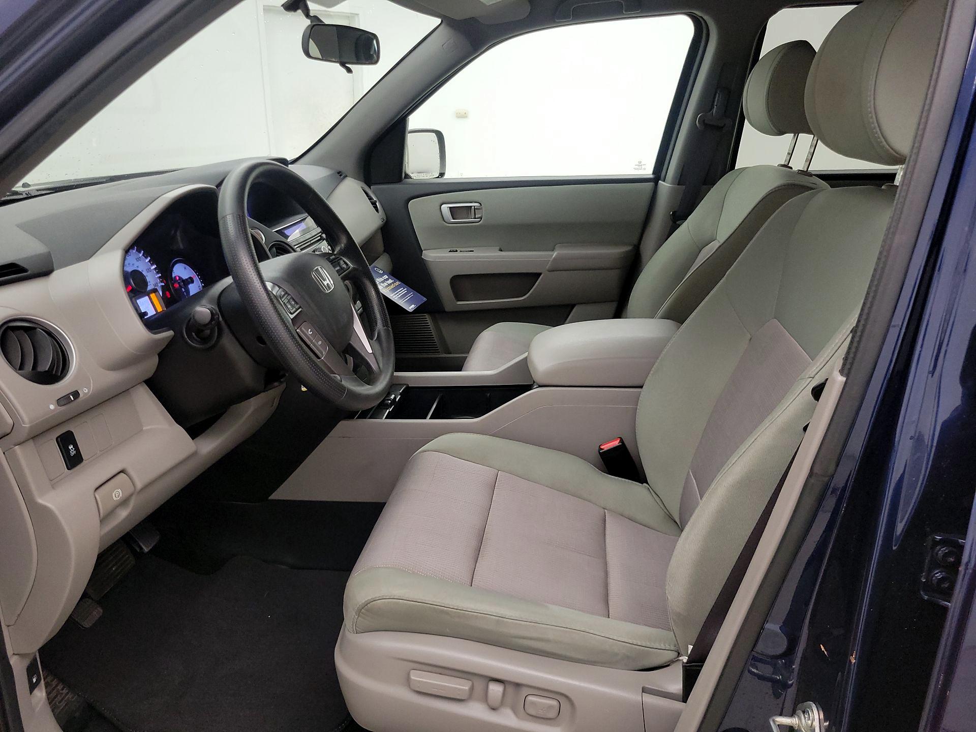Thumbnail: 2013 Honda Pilot - 11