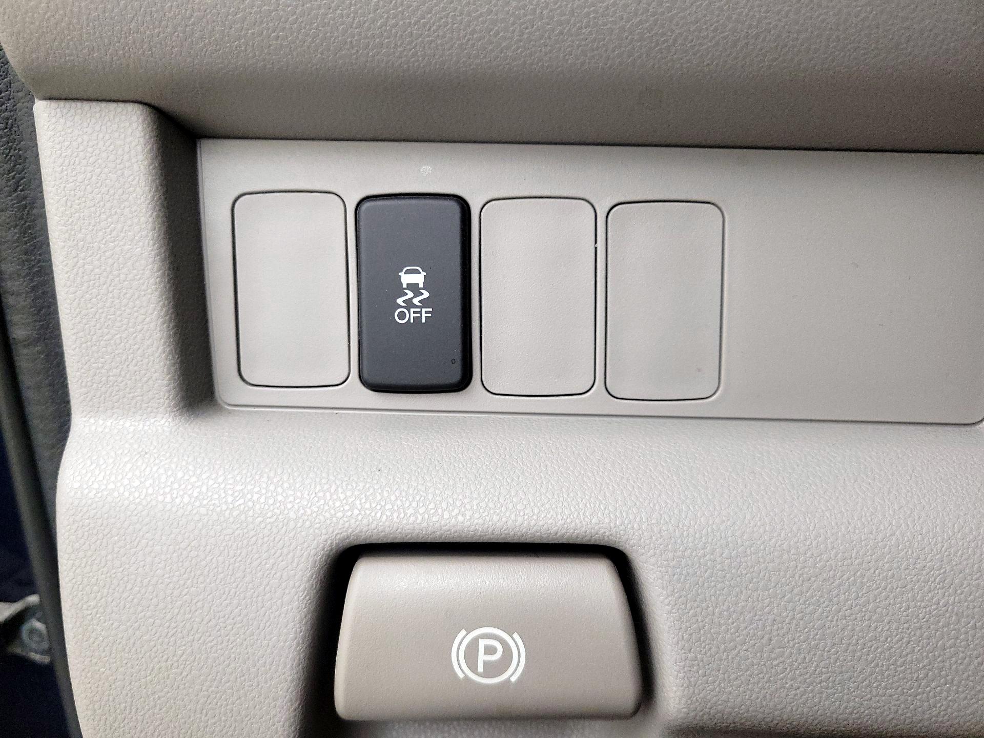 Thumbnail: 2013 Honda Pilot - 13